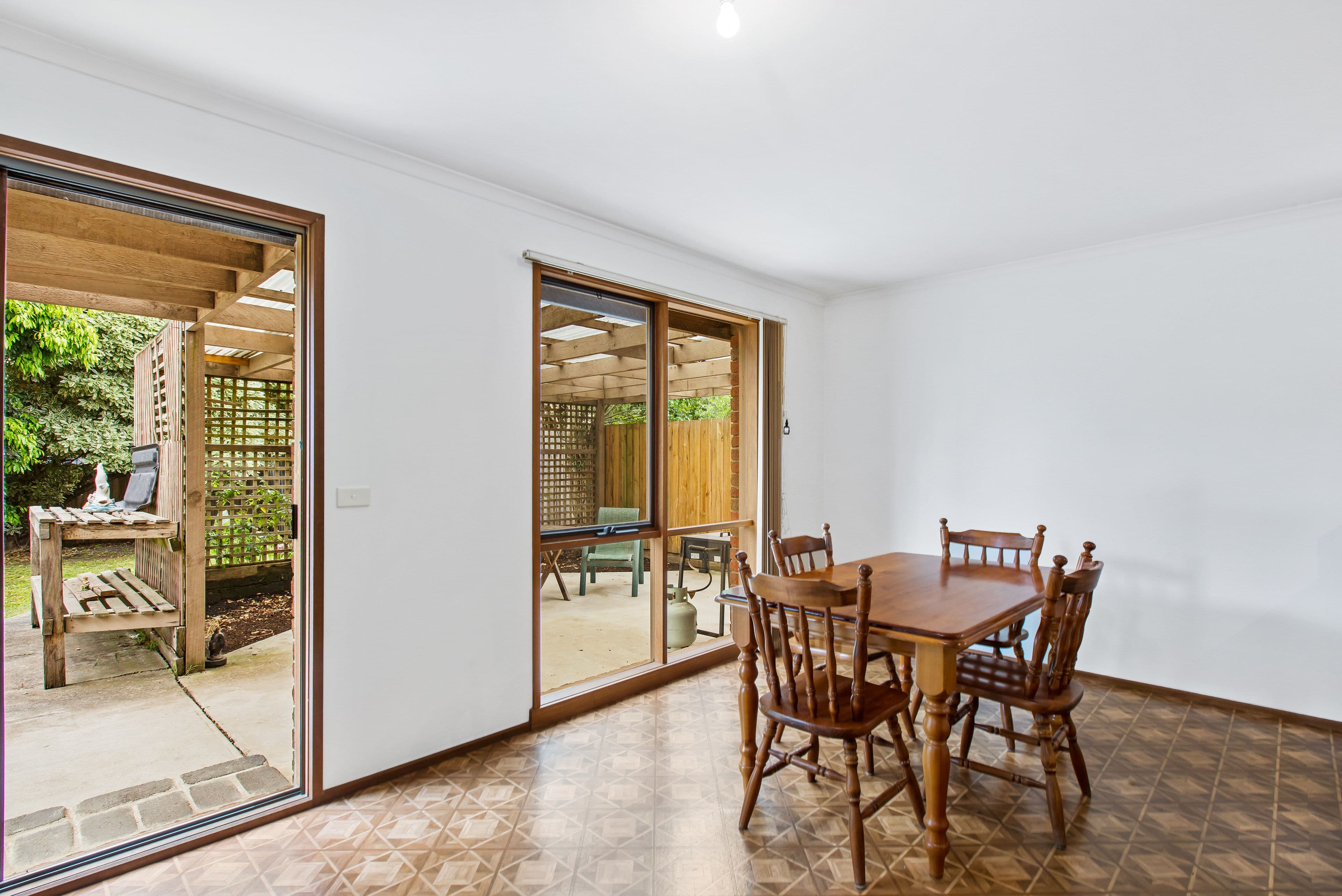16 Howey Road, Pakenham VIC 3810, Pakenham - Thumbnail 3