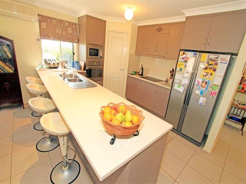 16 Woodford Way, Norman Gardens QLD 4701, Norman Gardens - Thumbnail 2