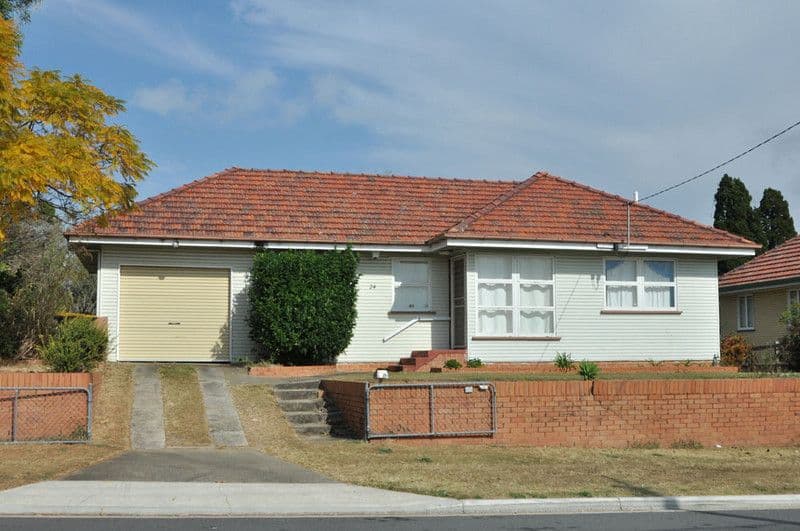 24 Pangeza Street, STAFFORD HEIGHTS QLD 4053, Stafford Heights - Thumbnail 2