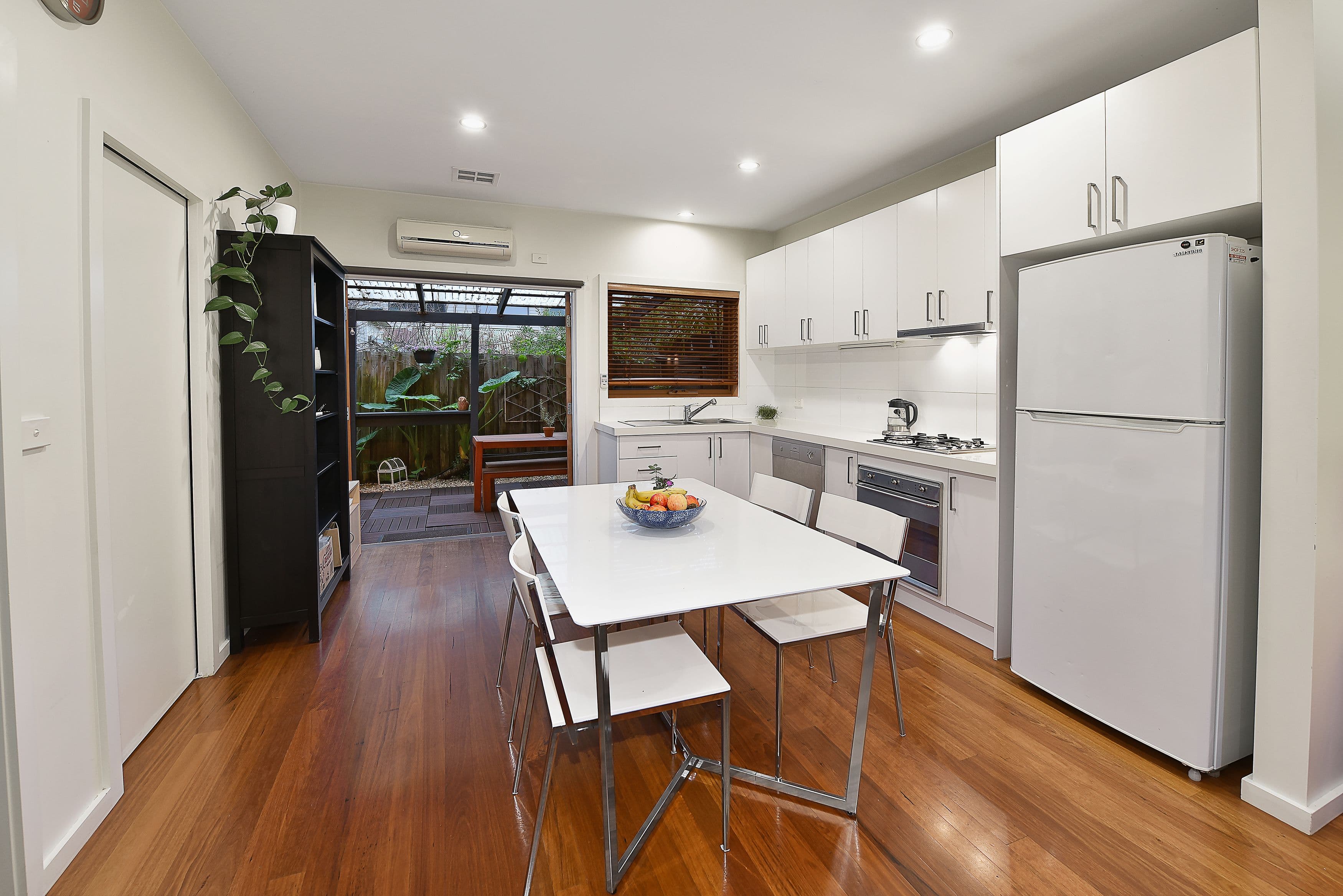 5 Batman Avenue, Coburg VIC 3058, Coburg - Thumbnail 2