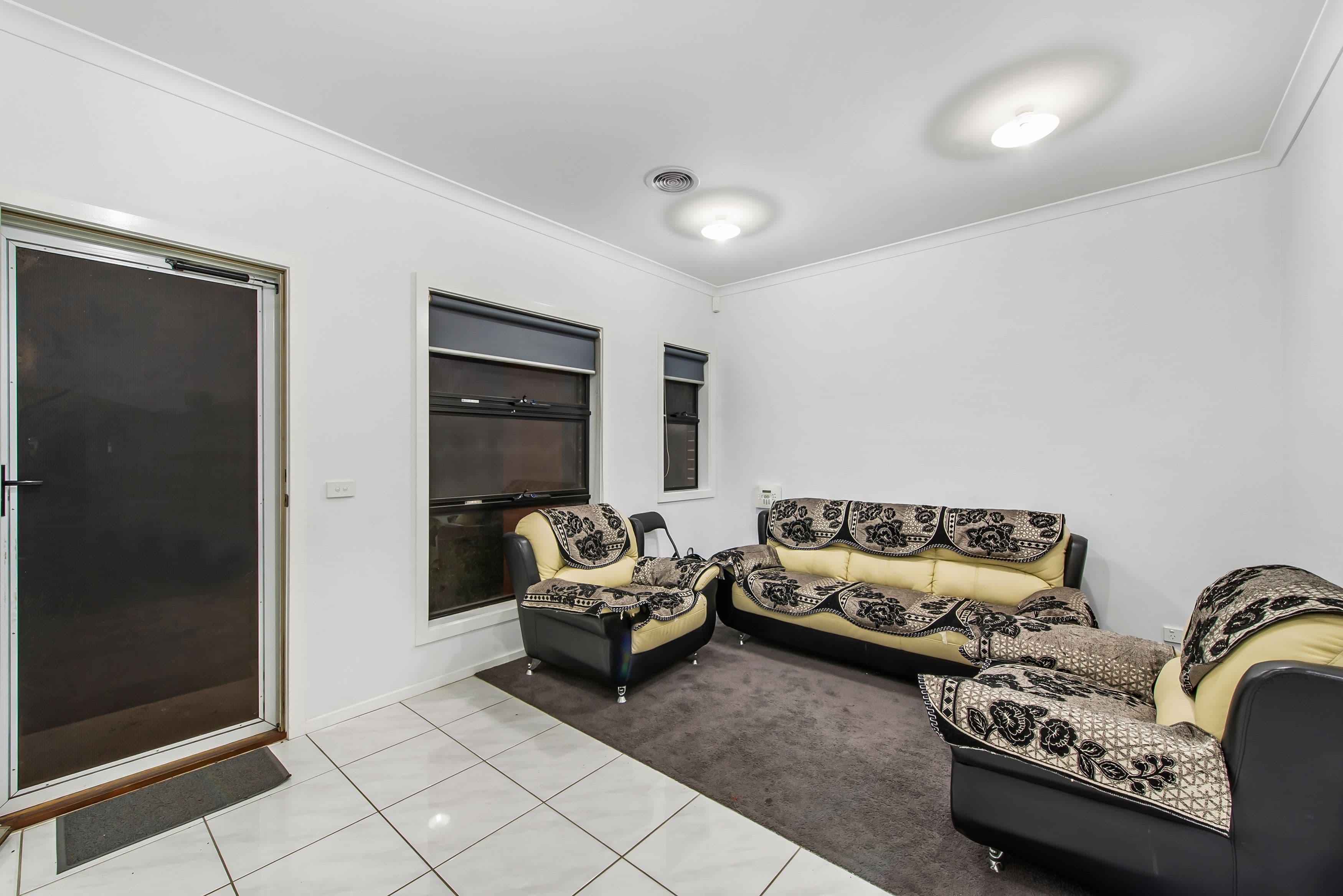 44 Chlorinda Road, Tarneit VIC 3029, Tarneit - Thumbnail 4