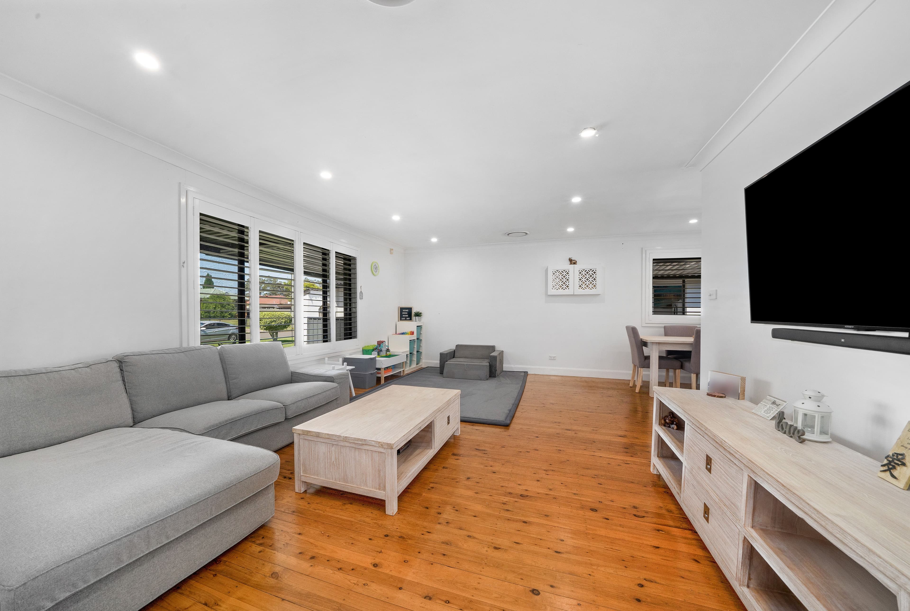 28 Deborah Crescent, Cambridge Park NSW 2747, Cambridge Park - Thumbnail 3