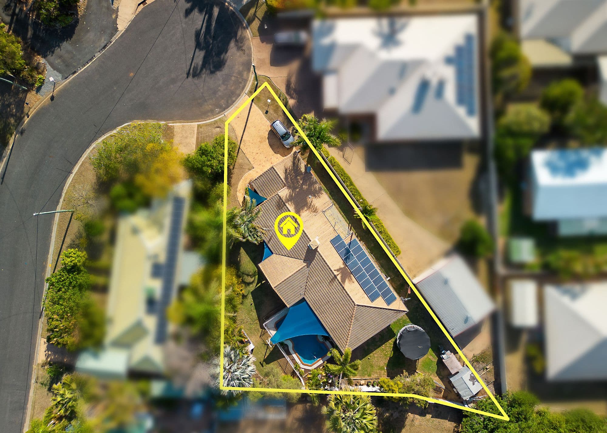3 Crinum Crescent, Emerald QLD 4720, Emerald - Thumbnail 2