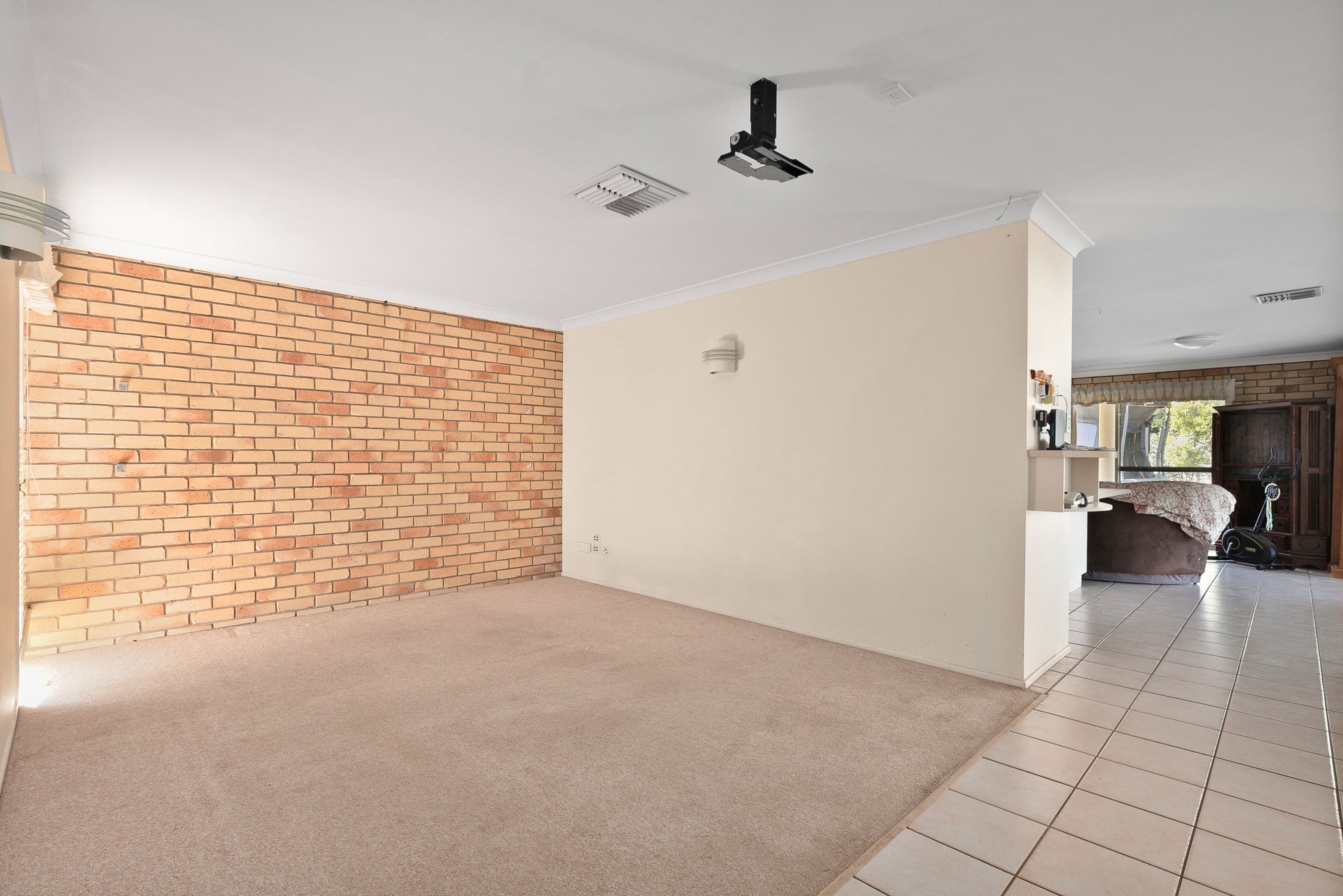 3 Crinum Crescent, Emerald QLD 4720, Emerald - Thumbnail 6