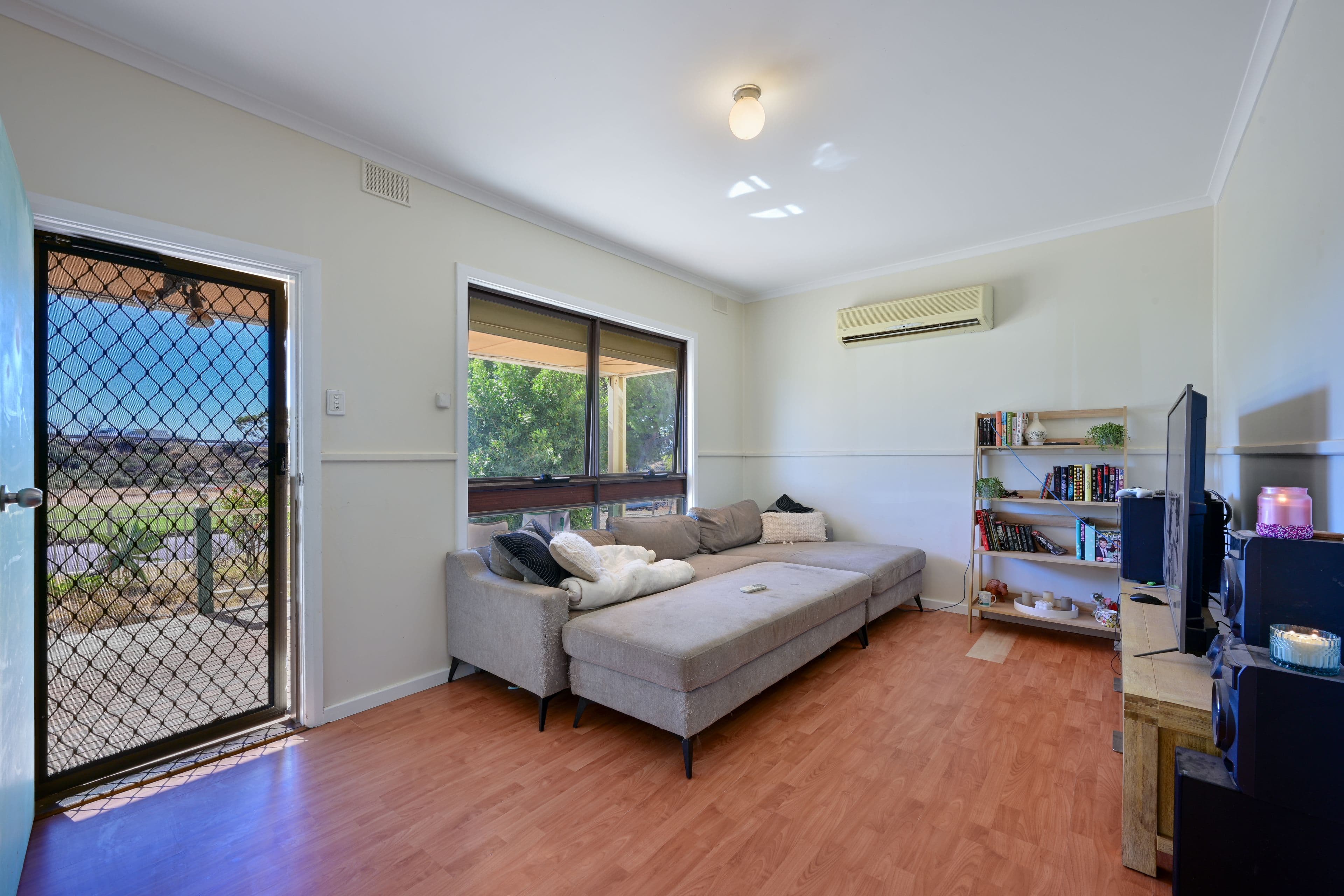 29 Nicholson Terrace, Port Augusta SA 5700, Port Augusta - Thumbnail 2