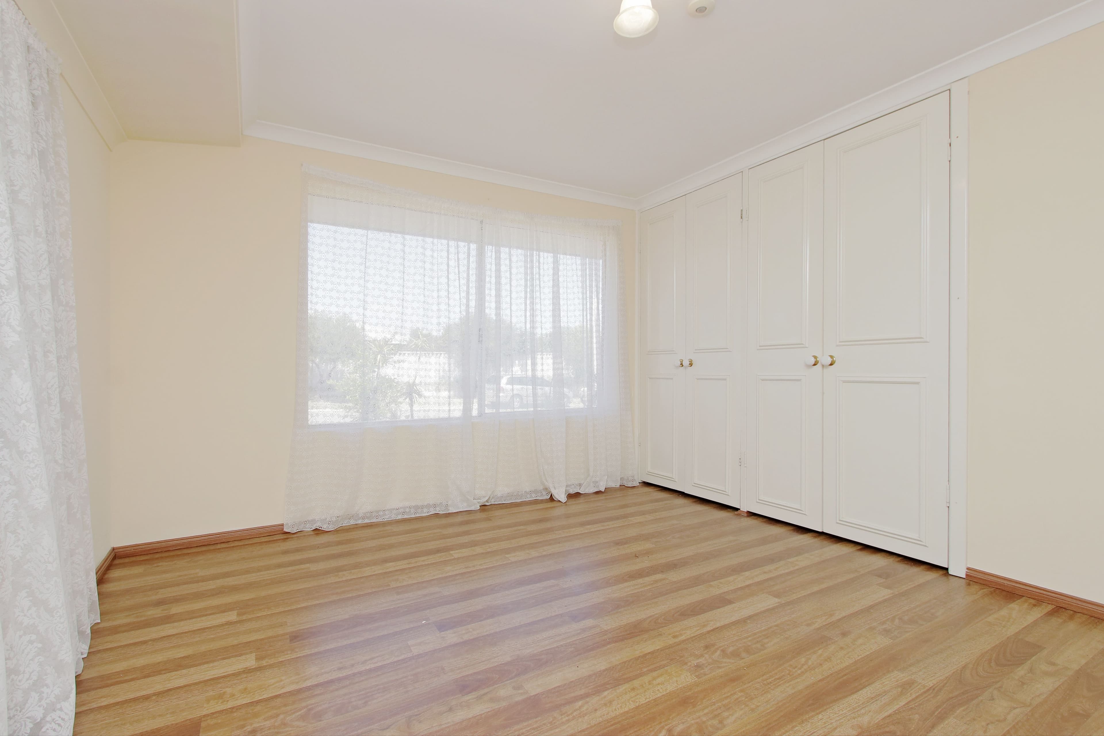 5 Stylis Place, Bennett Springs WA 6063, Bennett Springs - Thumbnail 4