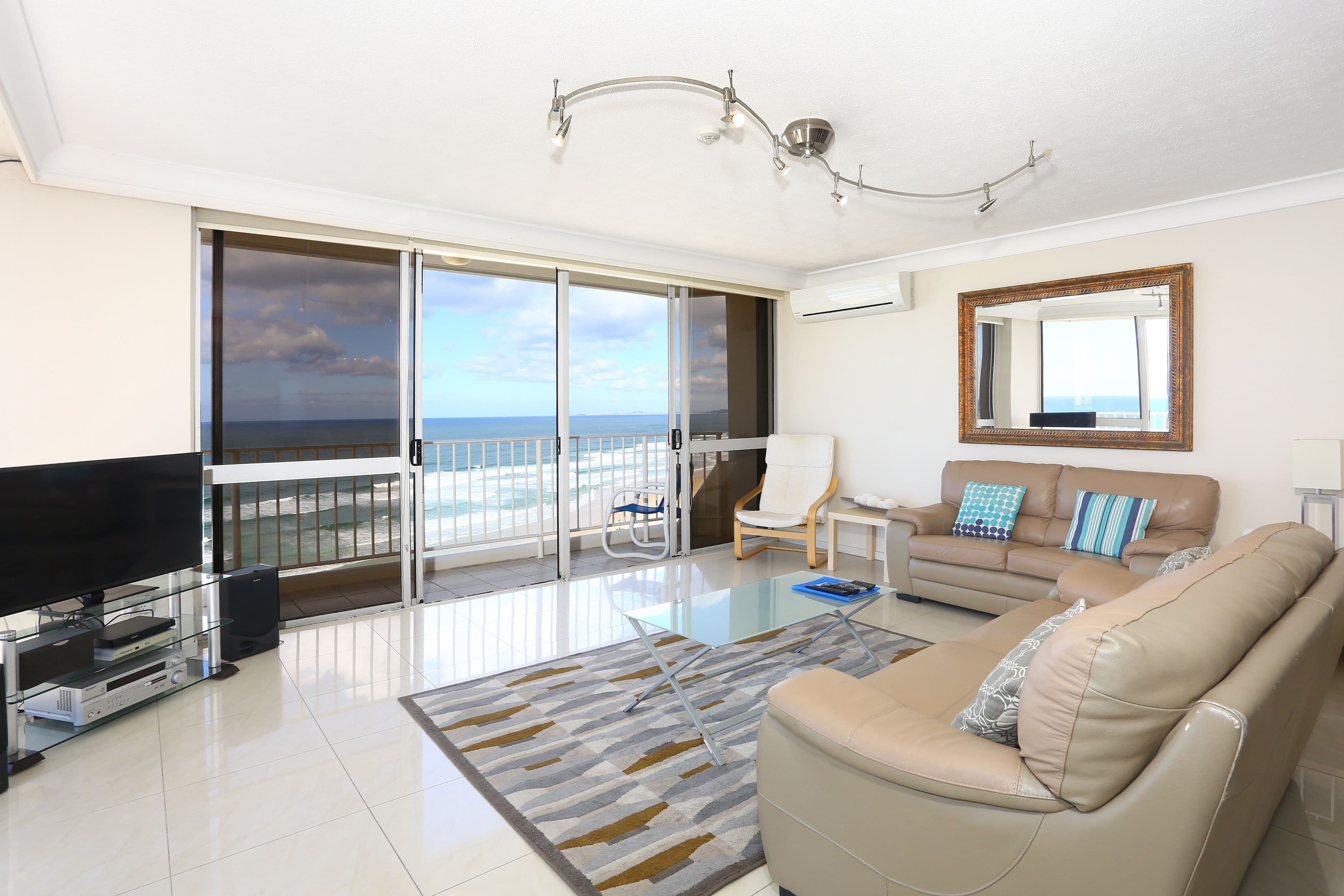 15B 'Breakers North' 50 Old Burleigh Road, Surfers Paradise QLD 4217, Surfers Paradise - Thumbnail 5