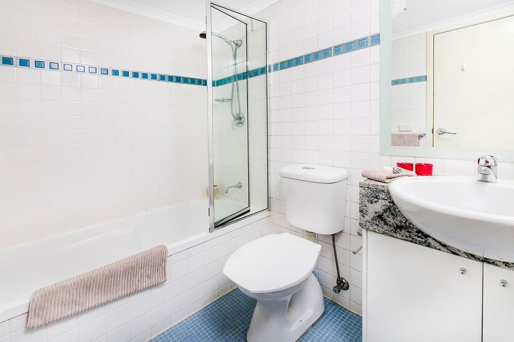 11-13 Clarence Avenue, DEE WHY NSW 2099, Dee Why - Thumbnail 3