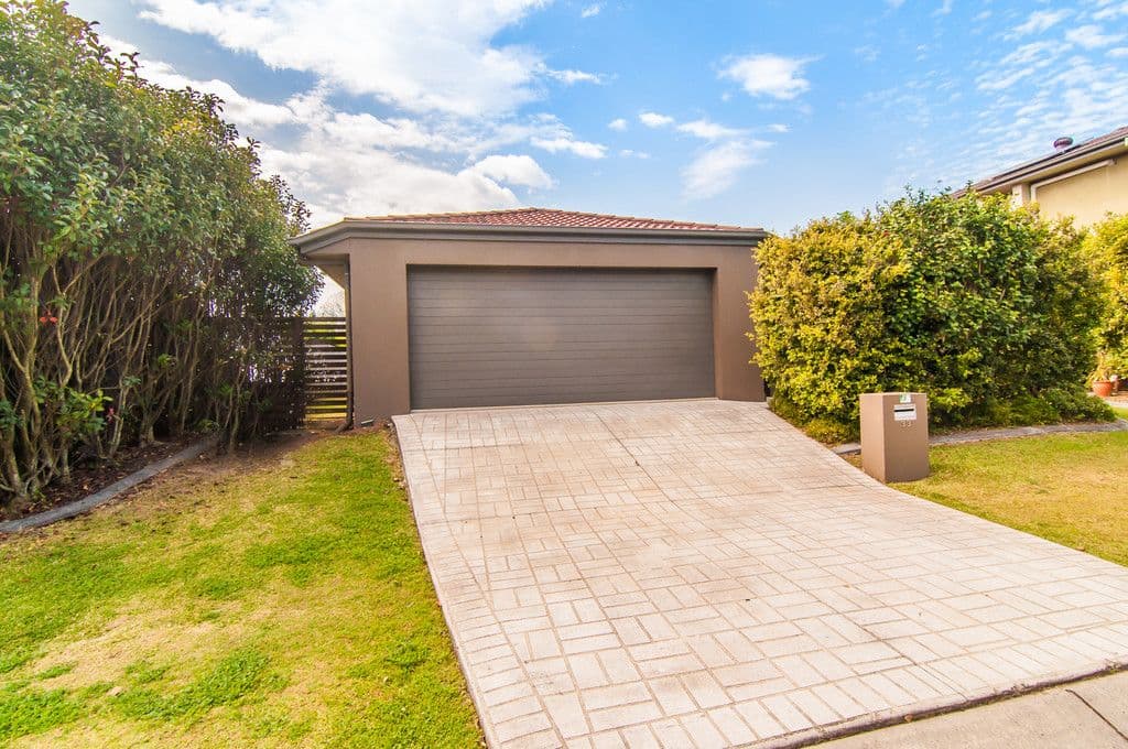 33 Macaranga Crescent, Carseldine QLD 4034, Carseldine - Thumbnail 2