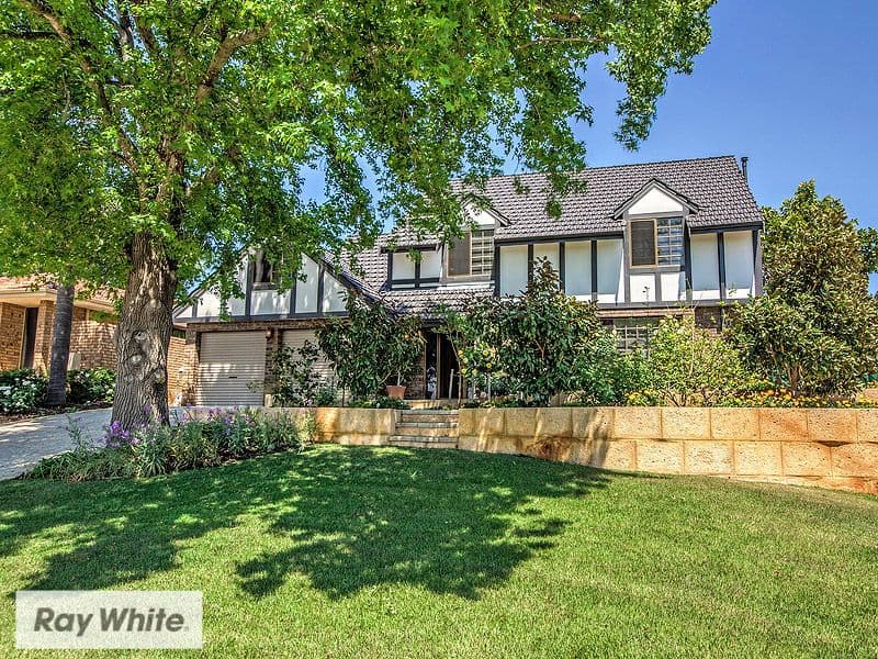 6 Regent Drive, Alexander Heights WA 6064, Alexander Heights - Thumbnail 2