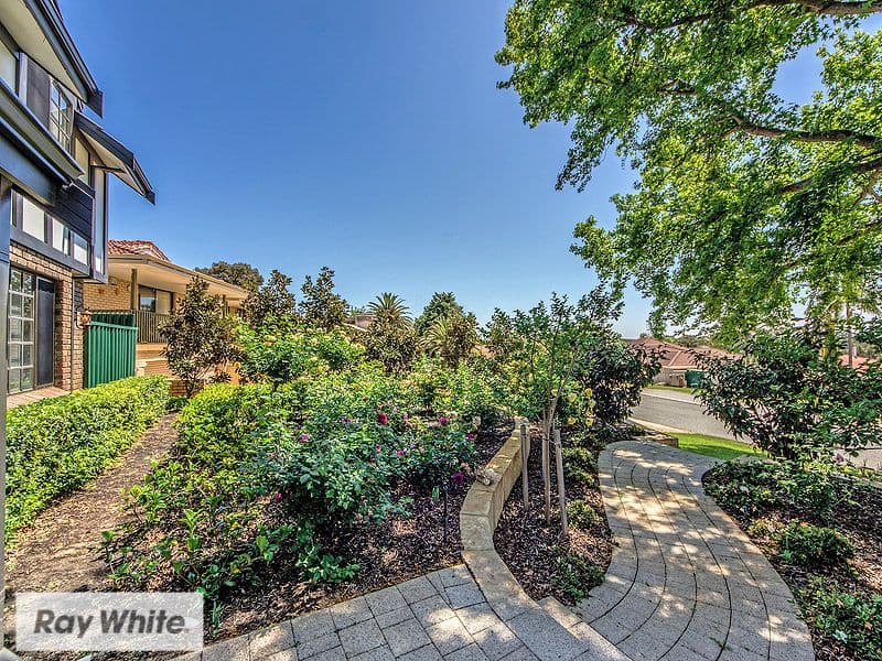 6 Regent Drive, Alexander Heights WA 6064, Alexander Heights - Thumbnail 4