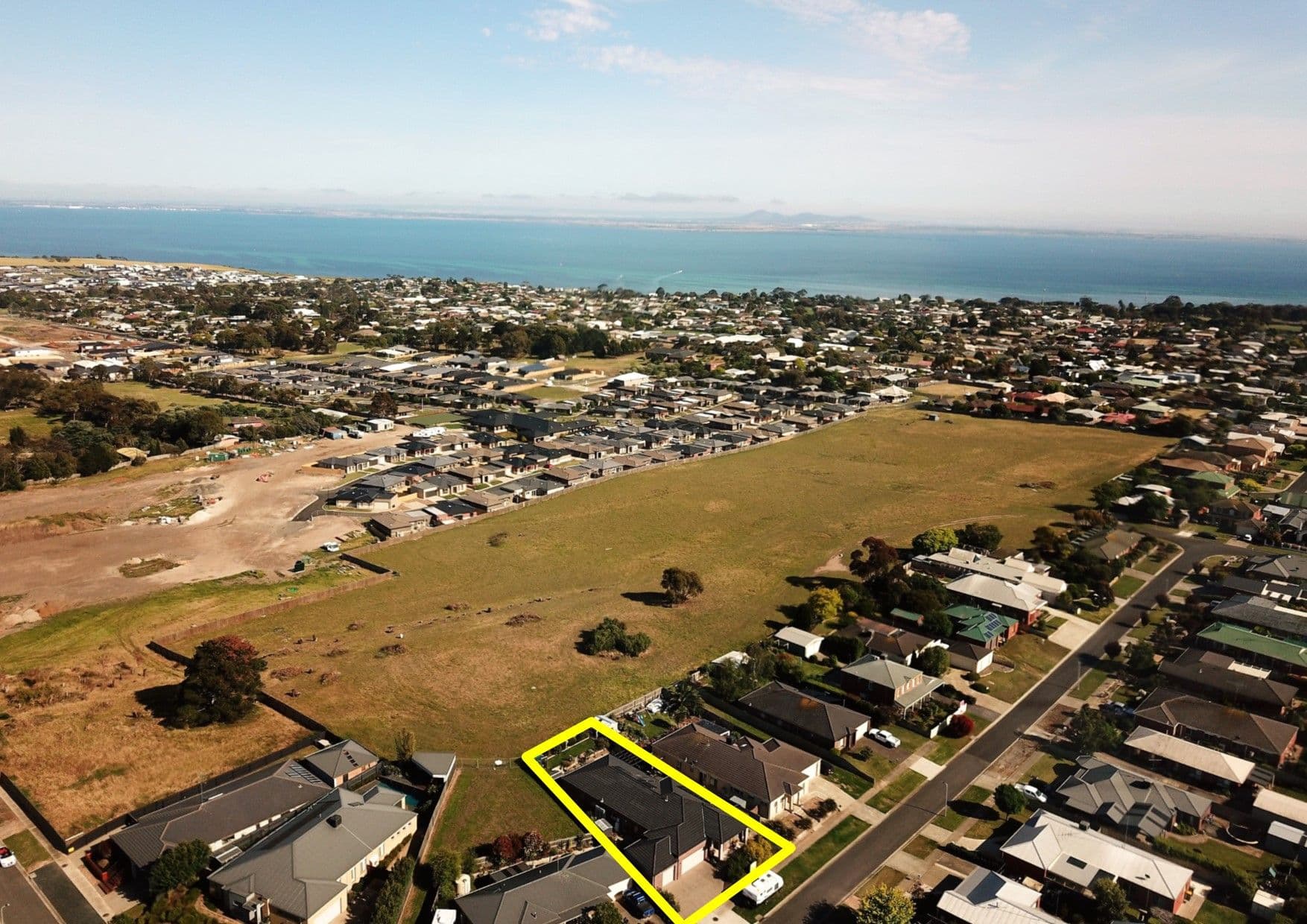 22 Eastwood Crescent, Drysdale VIC 3222, Drysdale - Thumbnail 2