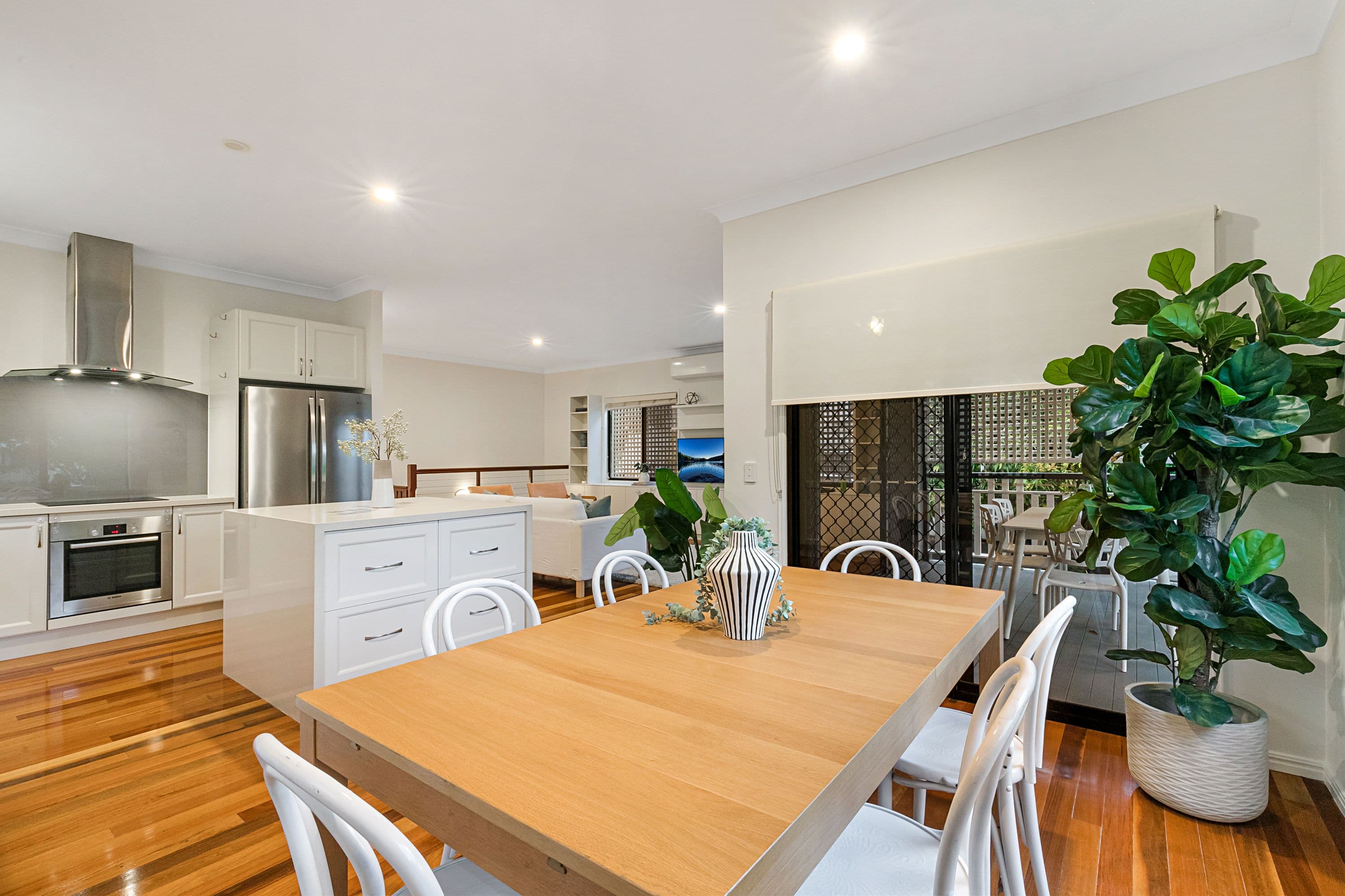52 Gladstone Street, Indooroopilly QLD 4068, Indooroopilly - Thumbnail 5