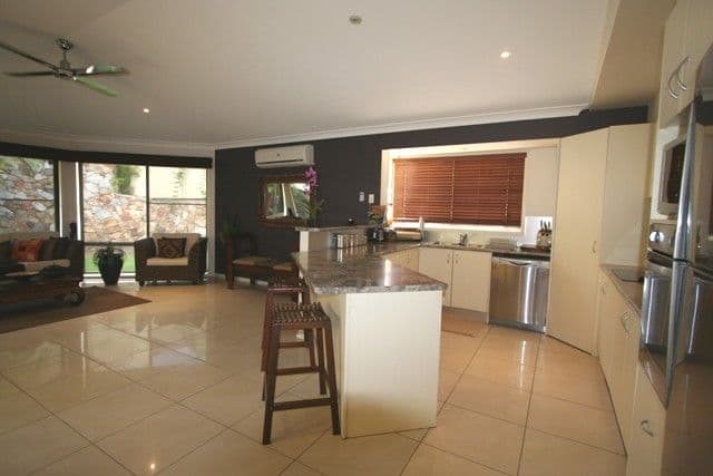 28 Ivy Crescent, WAKERLEY QLD 4154, Wakerley - Thumbnail 5