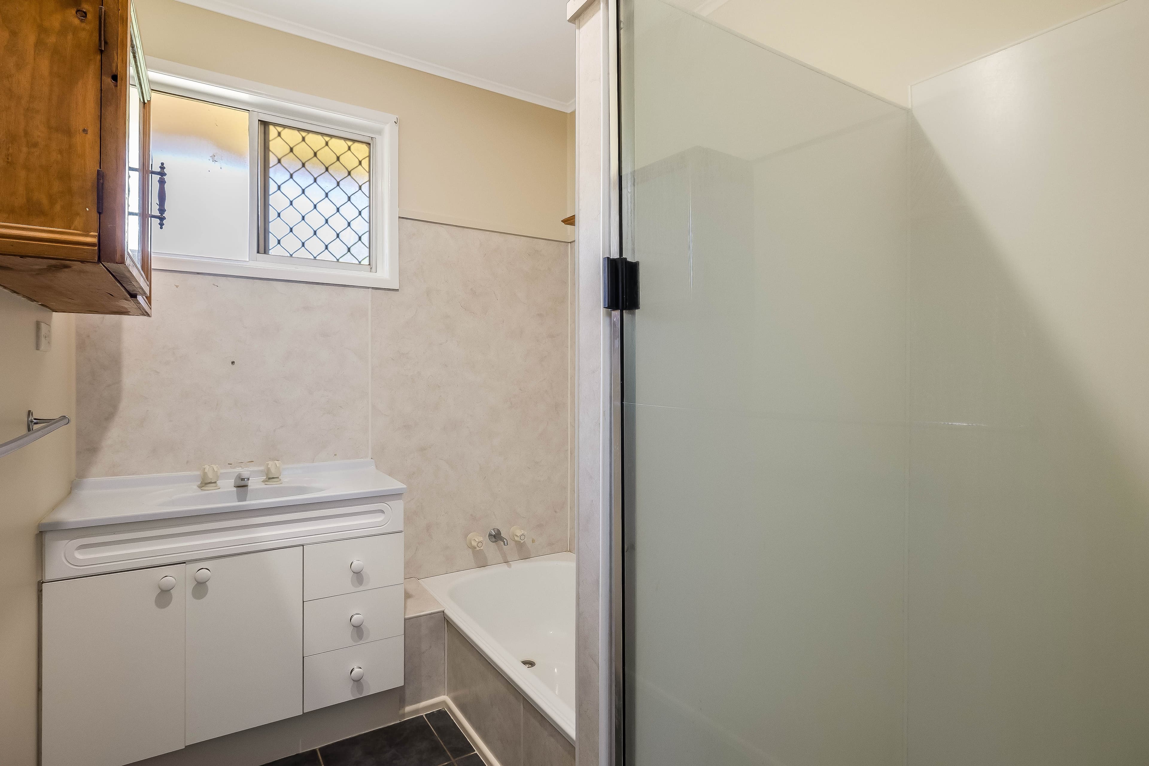 9 Baird Street, Kearneys Spring QLD 4350, Kearneys Spring - Thumbnail 6