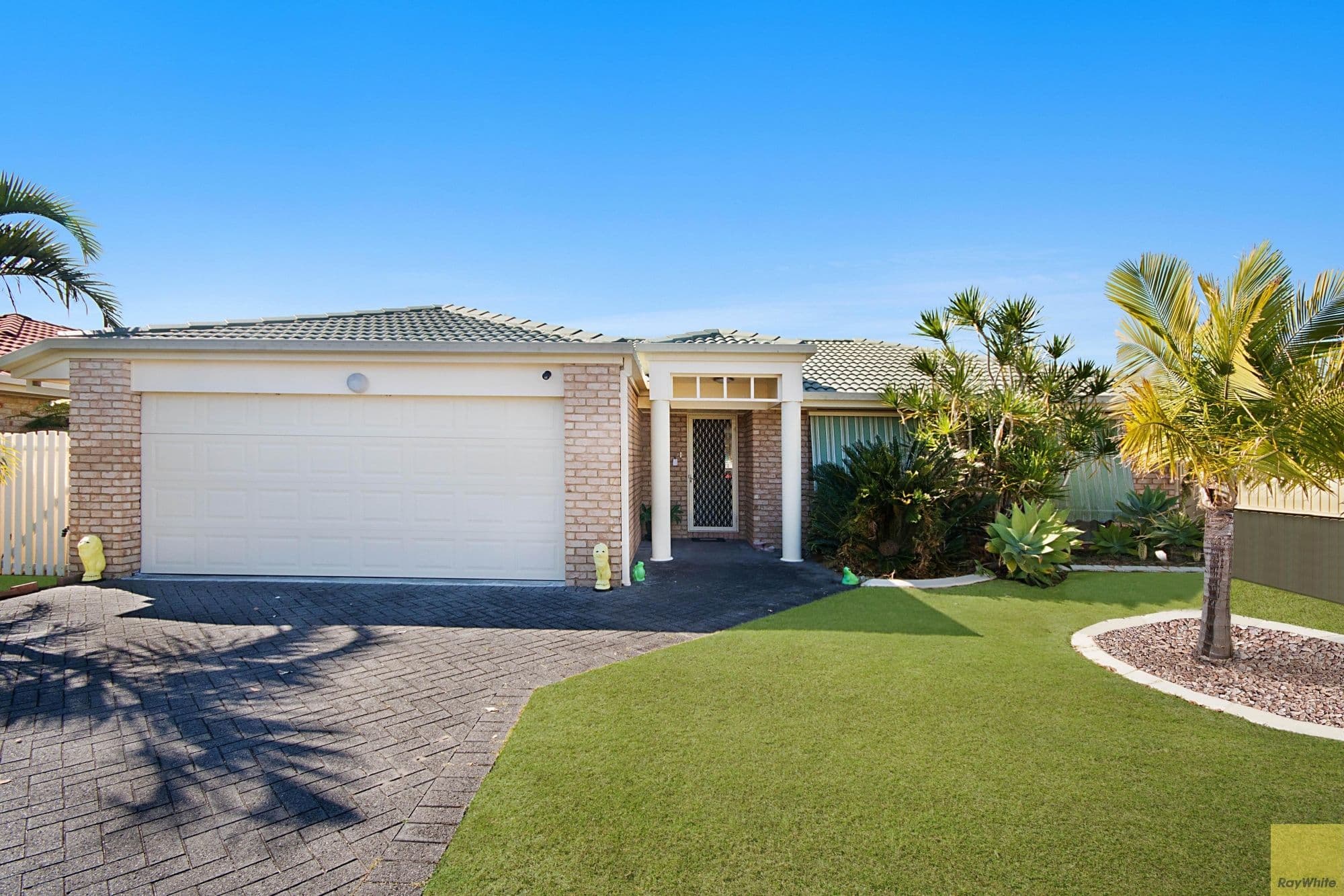 8 Witonga Drive, Yamba - Image 1