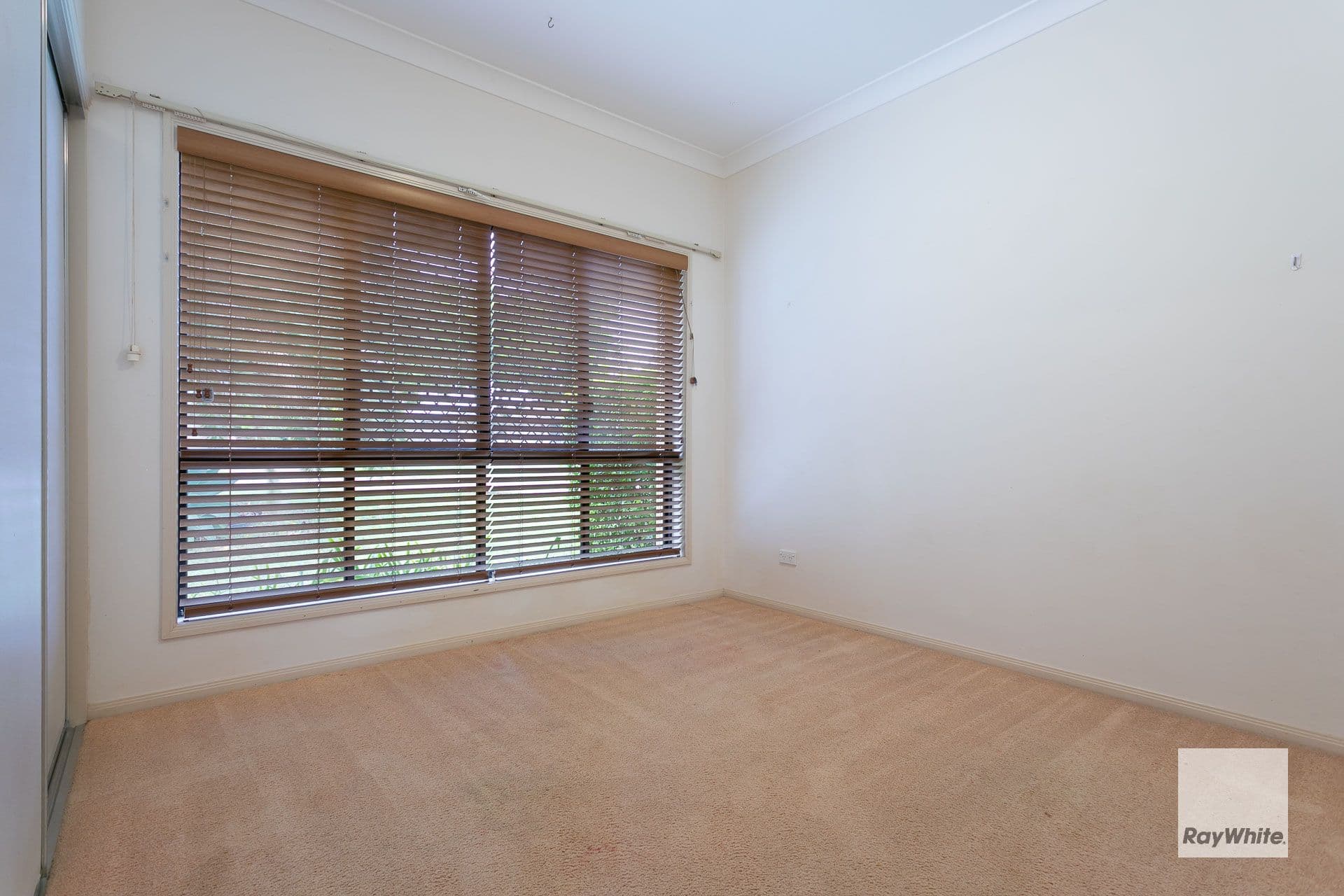 16 Roger Court, Redland Bay QLD 4165, Redland Bay - Thumbnail 8