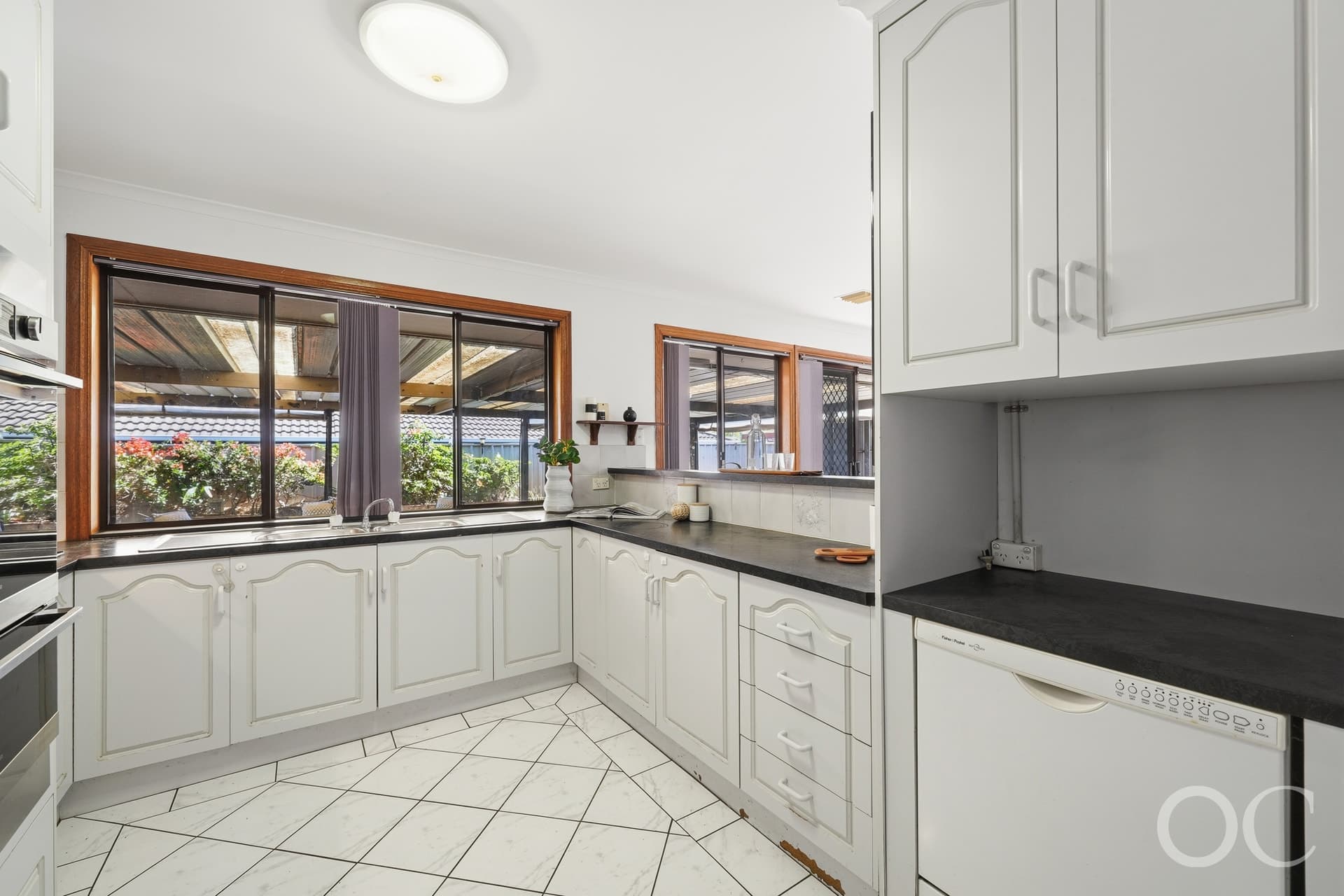 13 Endeavour Drive, Seaford Rise - Thumbnail 8