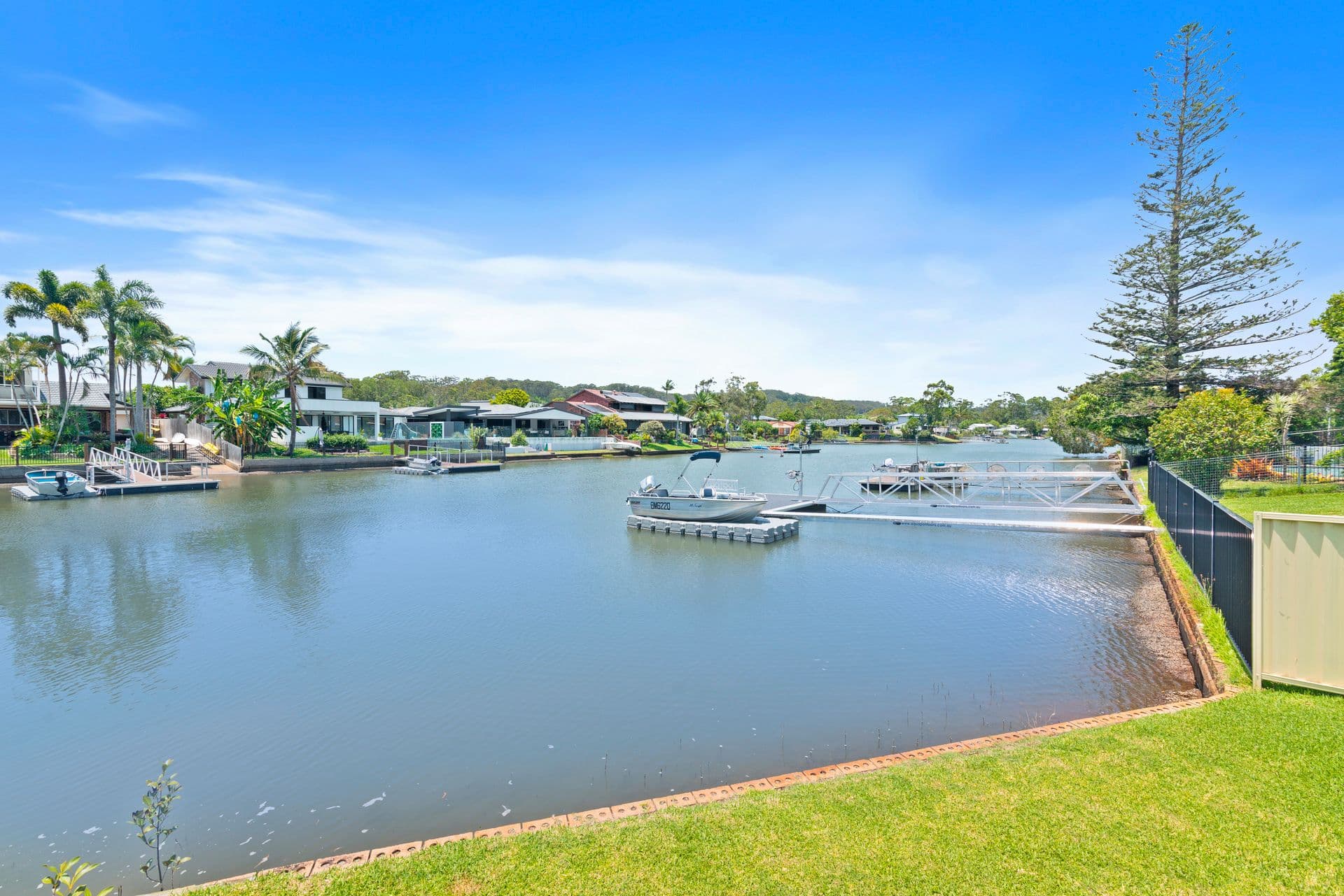 42 Mainsail Street, Currumbin Waters QLD 4223, Currumbin Waters - Thumbnail 2
