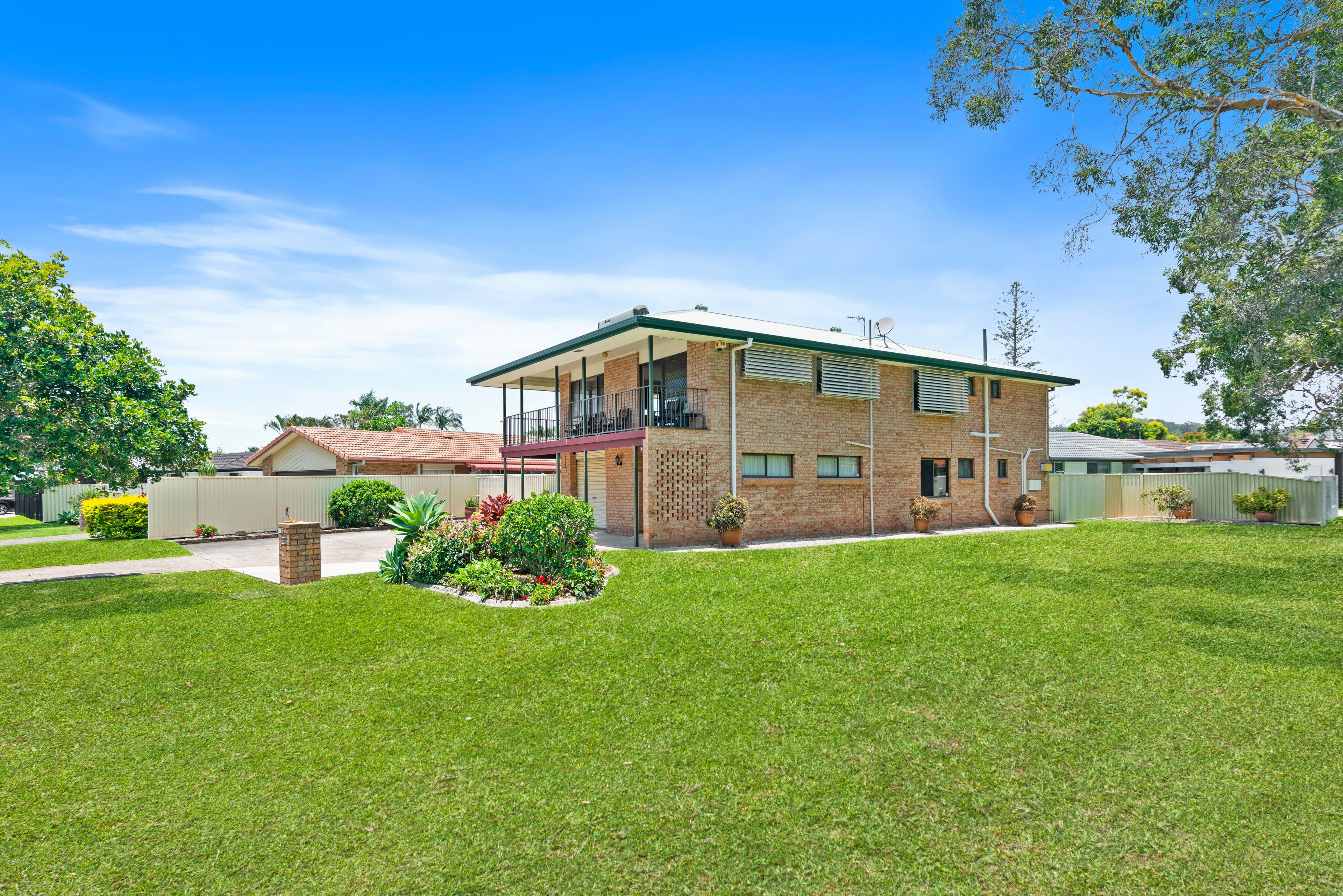 42 Mainsail Street, Currumbin Waters QLD 4223, Currumbin Waters - Thumbnail 5