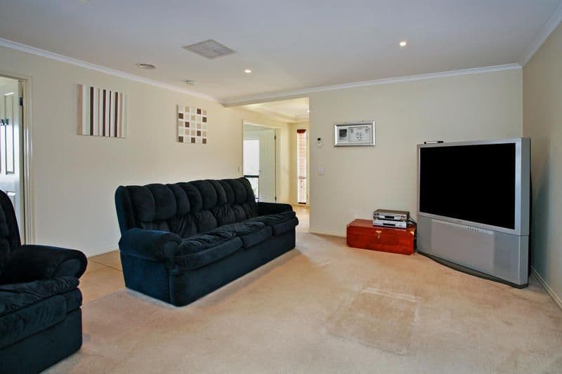 11 Dione Mews, WANDANA HEIGHTS VIC 3216, Wandana Heights - Thumbnail 2
