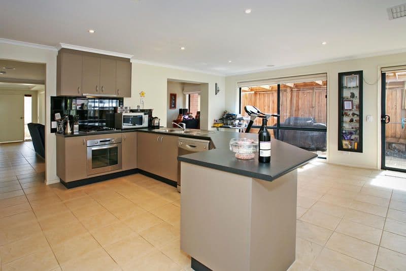 11 Dione Mews, WANDANA HEIGHTS VIC 3216, Wandana Heights - Thumbnail 4