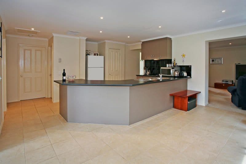 11 Dione Mews, WANDANA HEIGHTS VIC 3216, Wandana Heights - Thumbnail 7