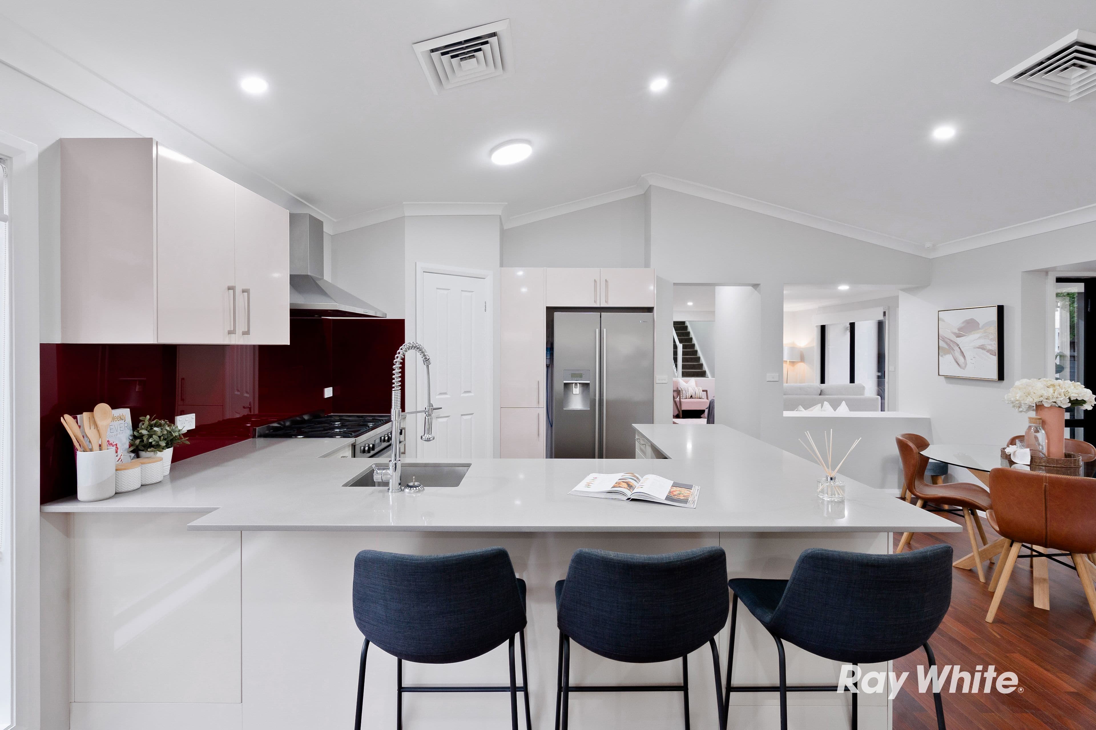 15 Roxburgh Crescent, Stanhope Gardens NSW 2768, Stanhope Gardens - Thumbnail 3