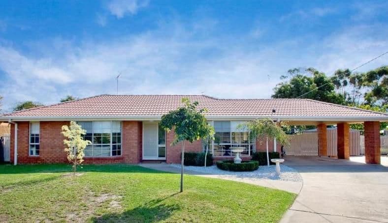 2 Newcomen Court, LARA VIC 3212, Lara - Image 1