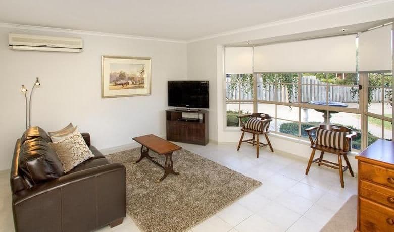 2 Newcomen Court, LARA VIC 3212, Lara - Thumbnail 2