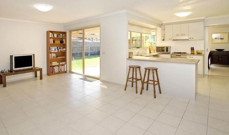 2 Newcomen Court, LARA VIC 3212, Lara - Thumbnail 5