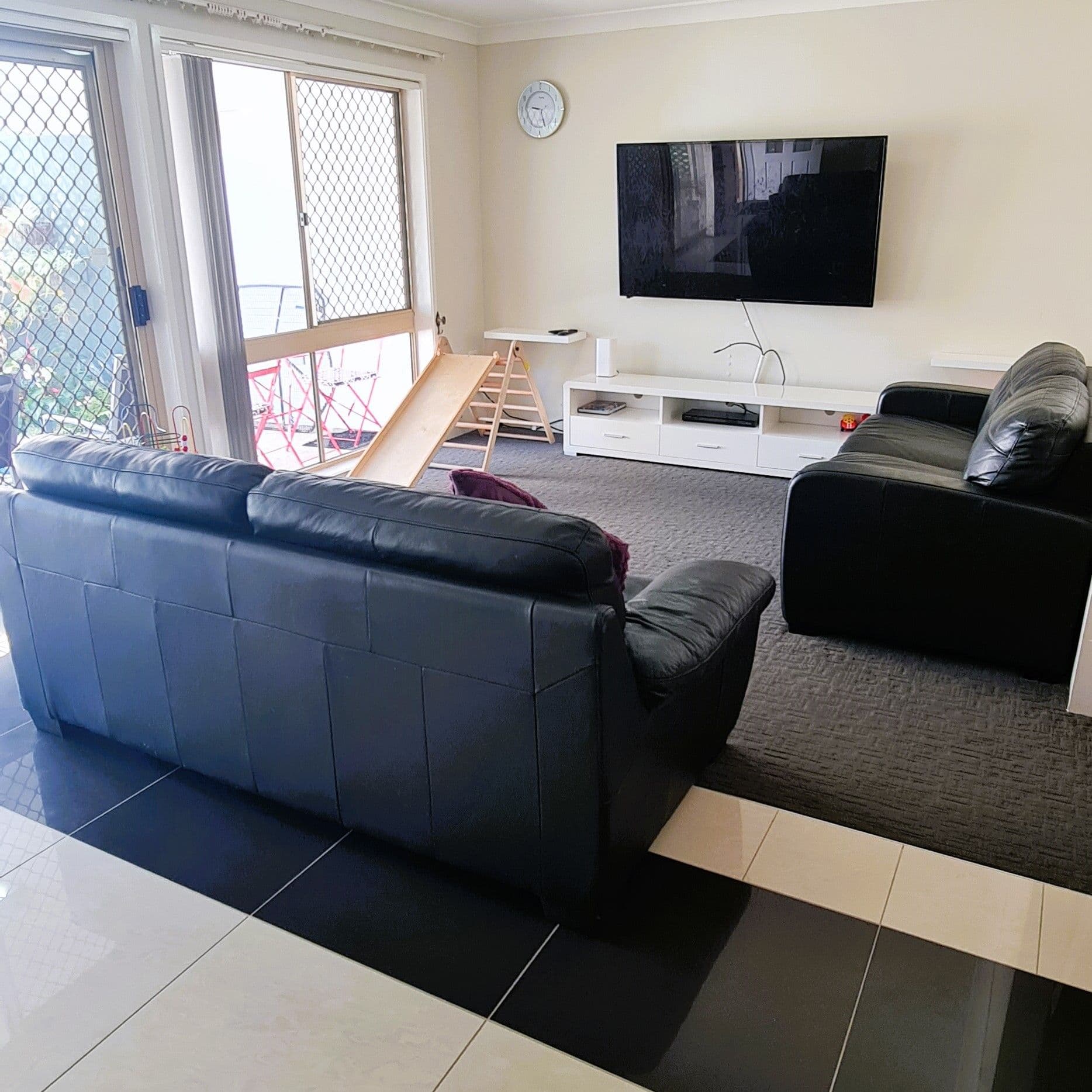 469 Pine Ridge Road, Runaway Bay QLD 4216, Runaway Bay - Thumbnail 3