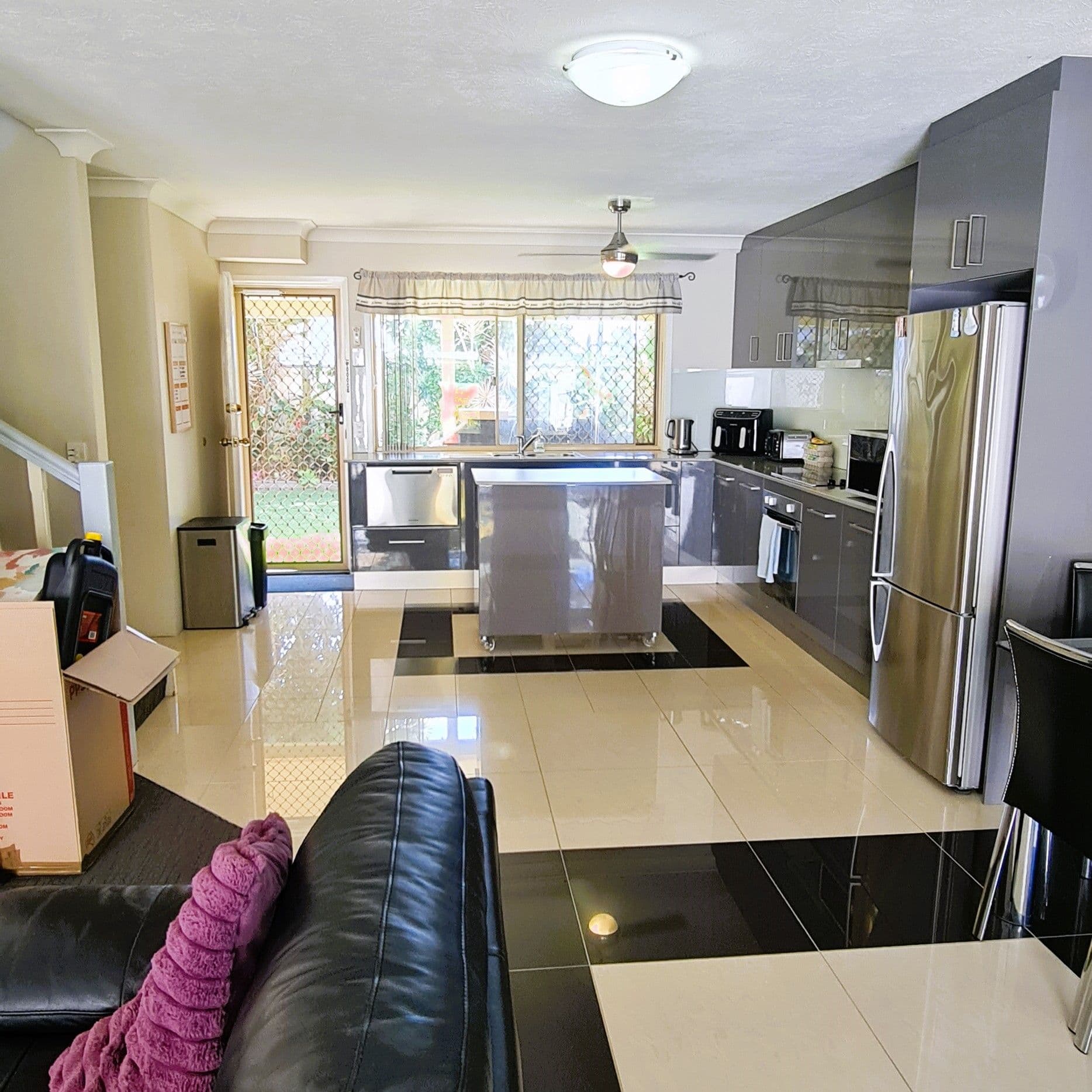 469 Pine Ridge Road, Runaway Bay QLD 4216, Runaway Bay - Thumbnail 5