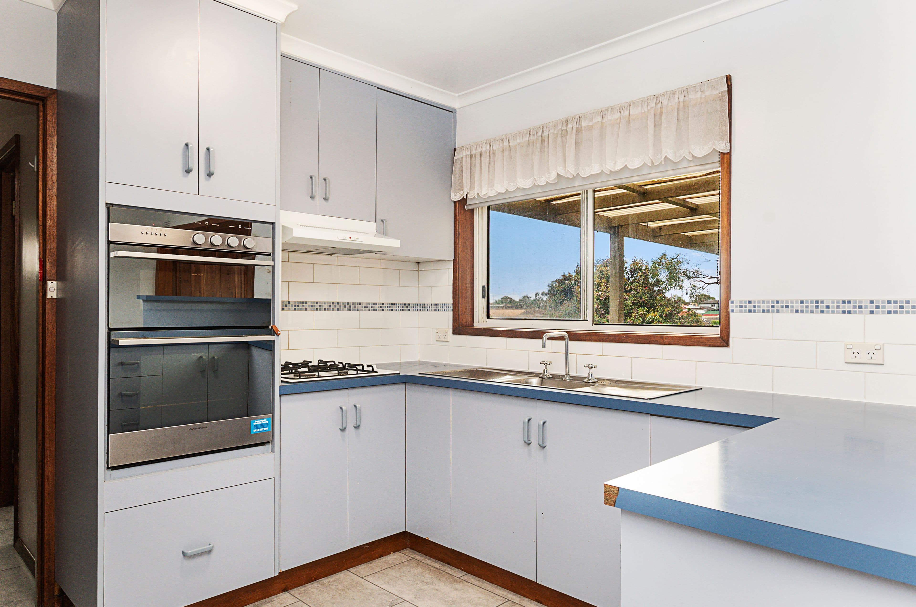 18 Carolyn Crescent, Warrnambool VIC 3280, Warrnambool - Thumbnail 3