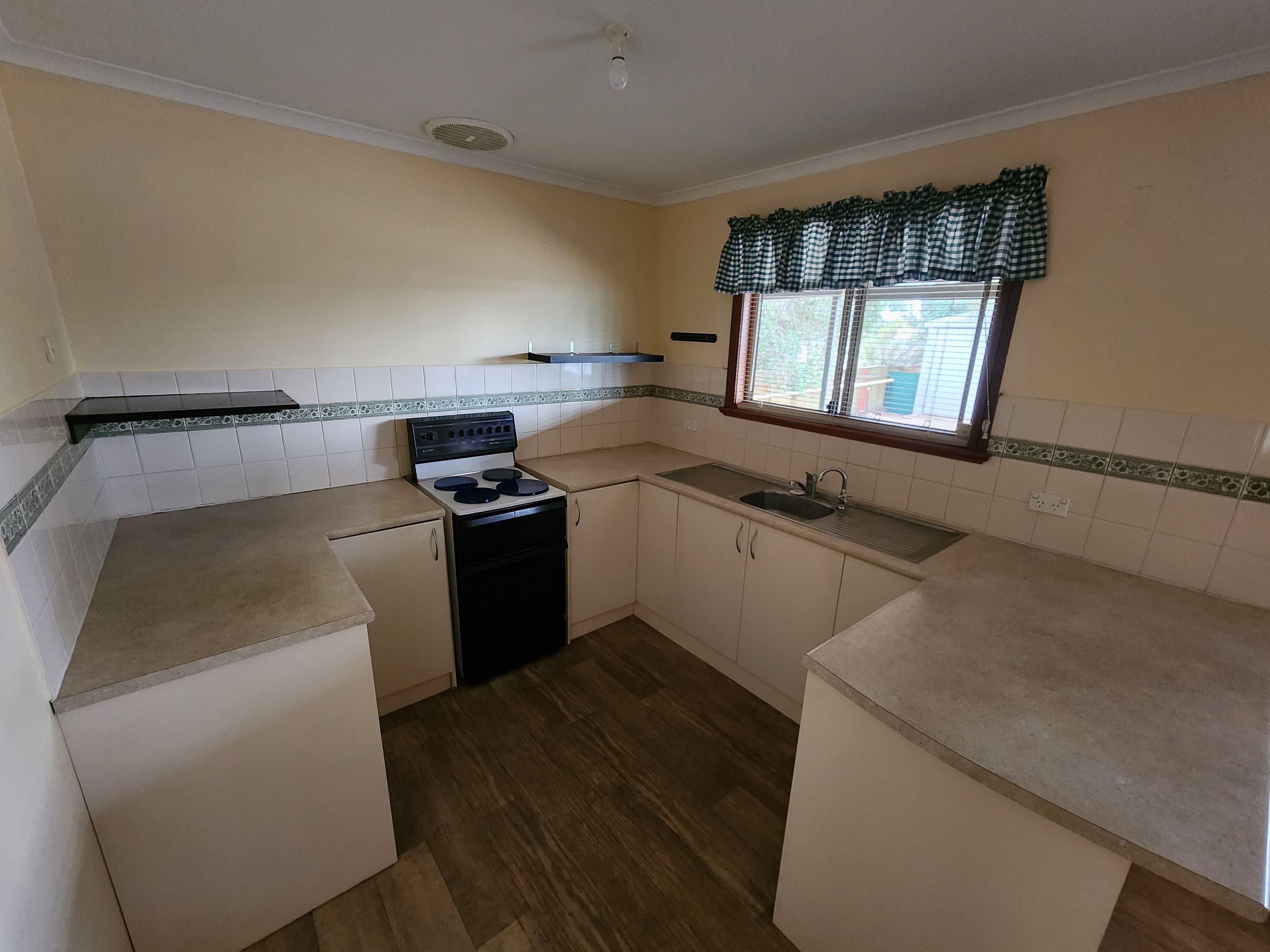 18 Sixth Street, Quorn SA 5433, Quorn - Thumbnail 5