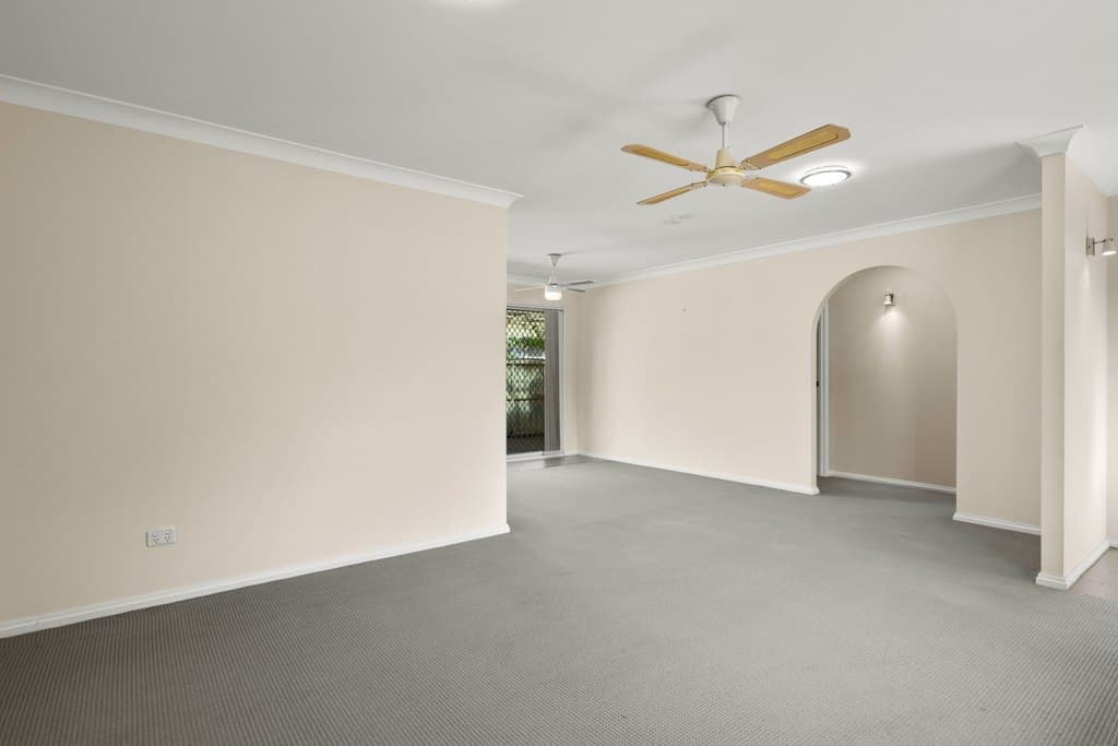 1/253 Henry Parry Drive, North Gosford - Thumbnail 3