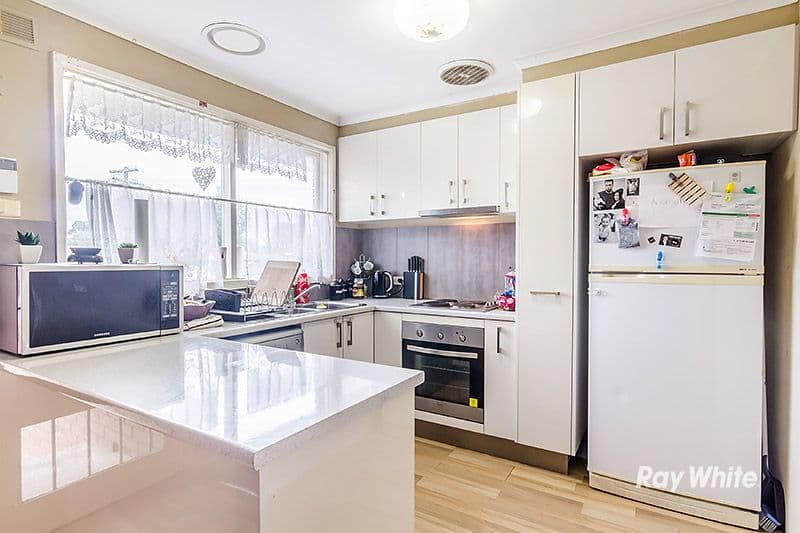 64 Wallace Road, Cranbourne VIC 3977, Cranbourne - Thumbnail 5