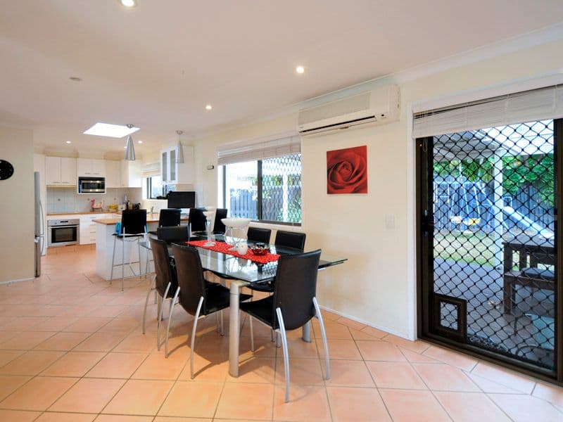 55 Sailaway Street, MERMAID WATERS QLD 4218, Mermaid Waters - Thumbnail 5