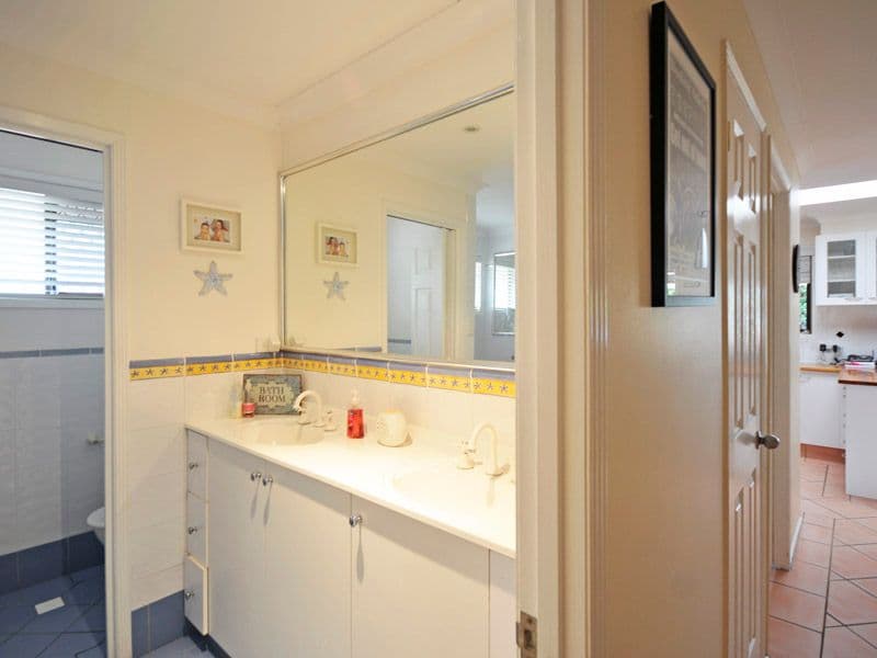 55 Sailaway Street, MERMAID WATERS QLD 4218, Mermaid Waters - Thumbnail 7