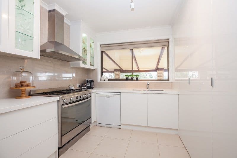30 Derwent Court, Mount Gambier SA 5290, Mount Gambier - Thumbnail 2