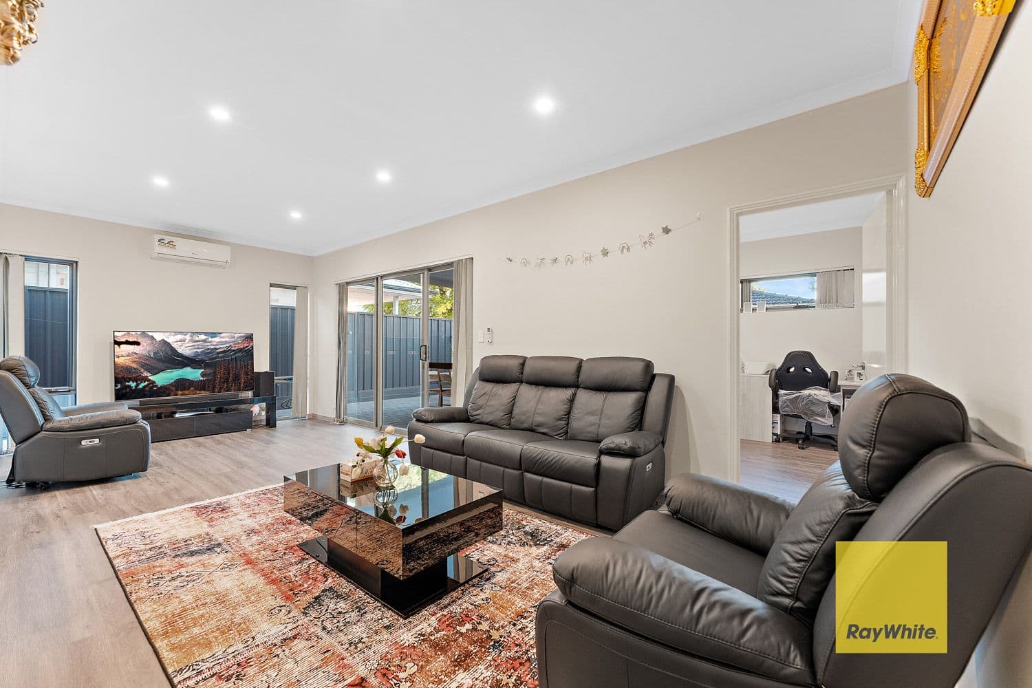 12 Sandon Road, Thornlie WA 6108, Thornlie - Thumbnail 3