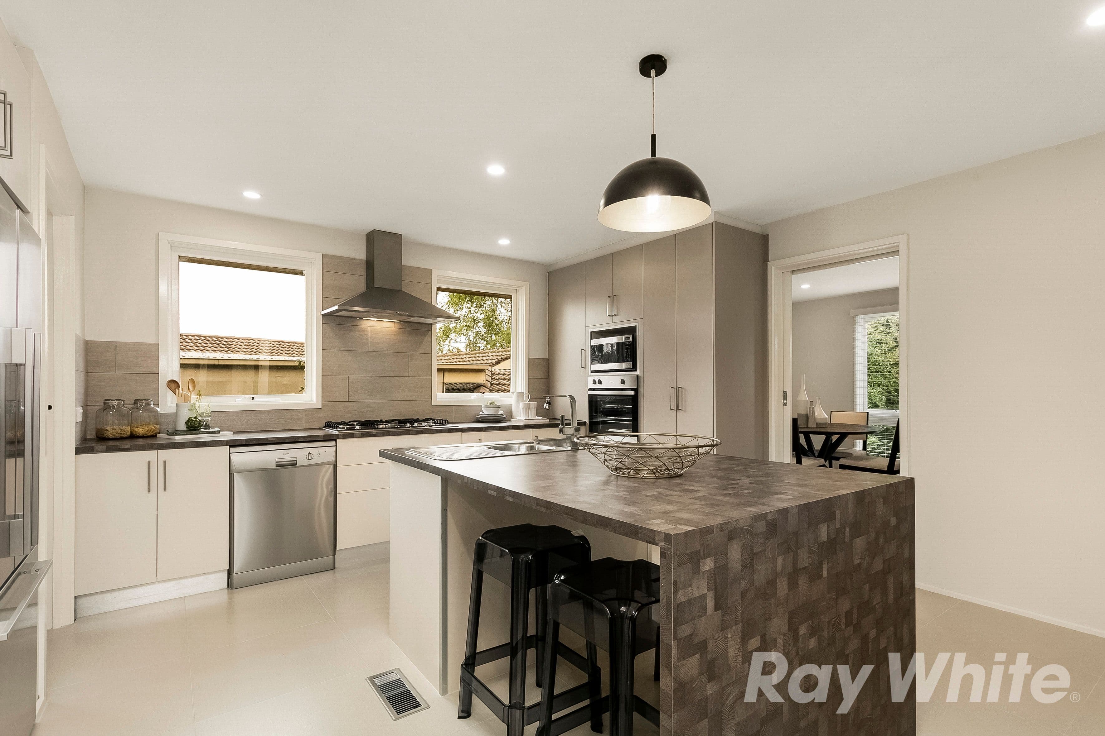 8 Clendon Road, Mulgrave VIC 3170, Mulgrave - Thumbnail 4