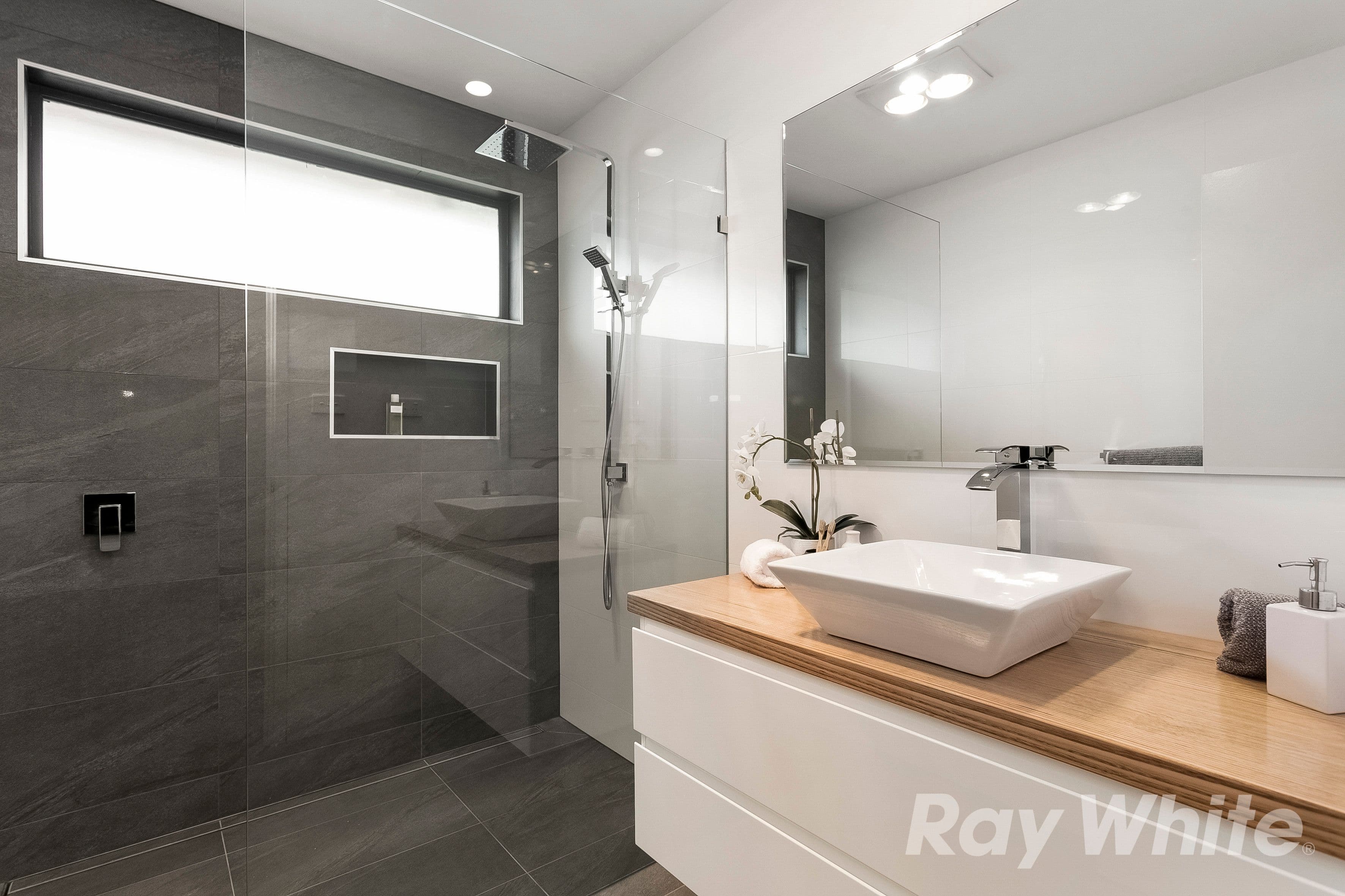 8 Clendon Road, Mulgrave VIC 3170, Mulgrave - Thumbnail 6