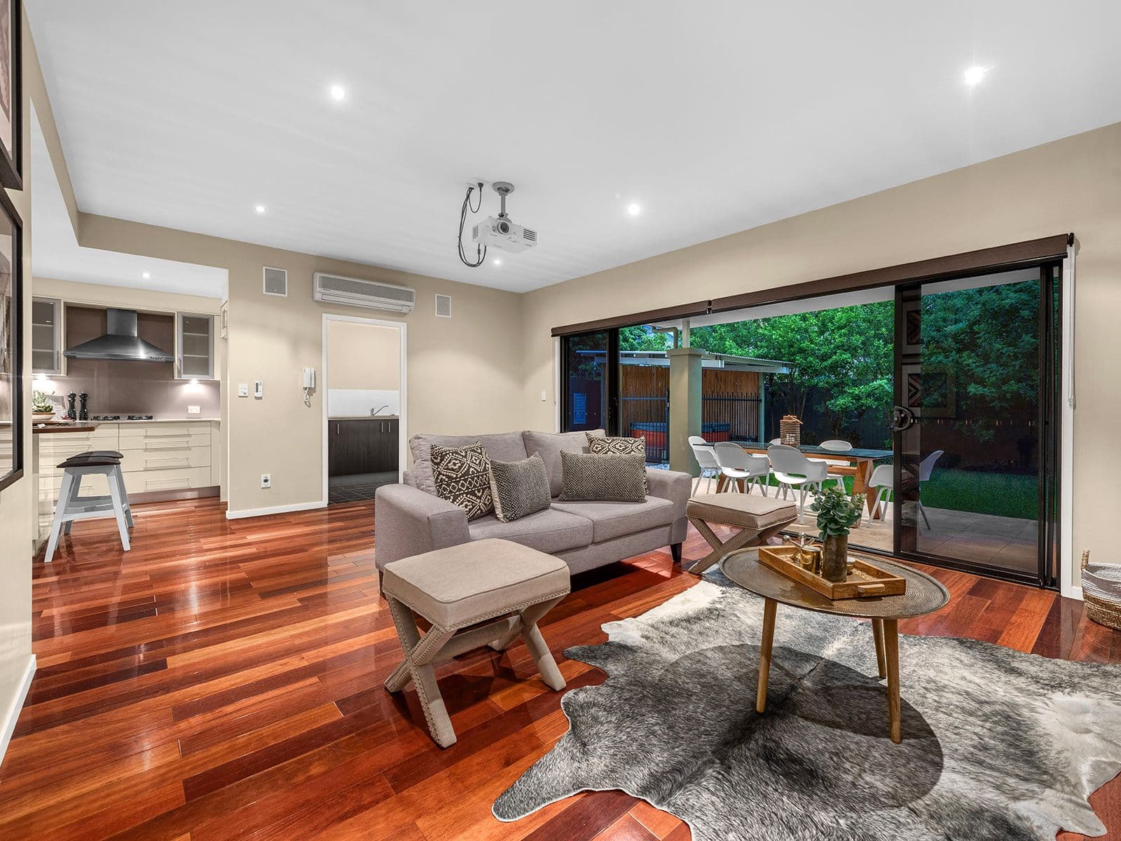 121 Martha Street, Camp Hill QLD 4152, Camp Hill - Thumbnail 3