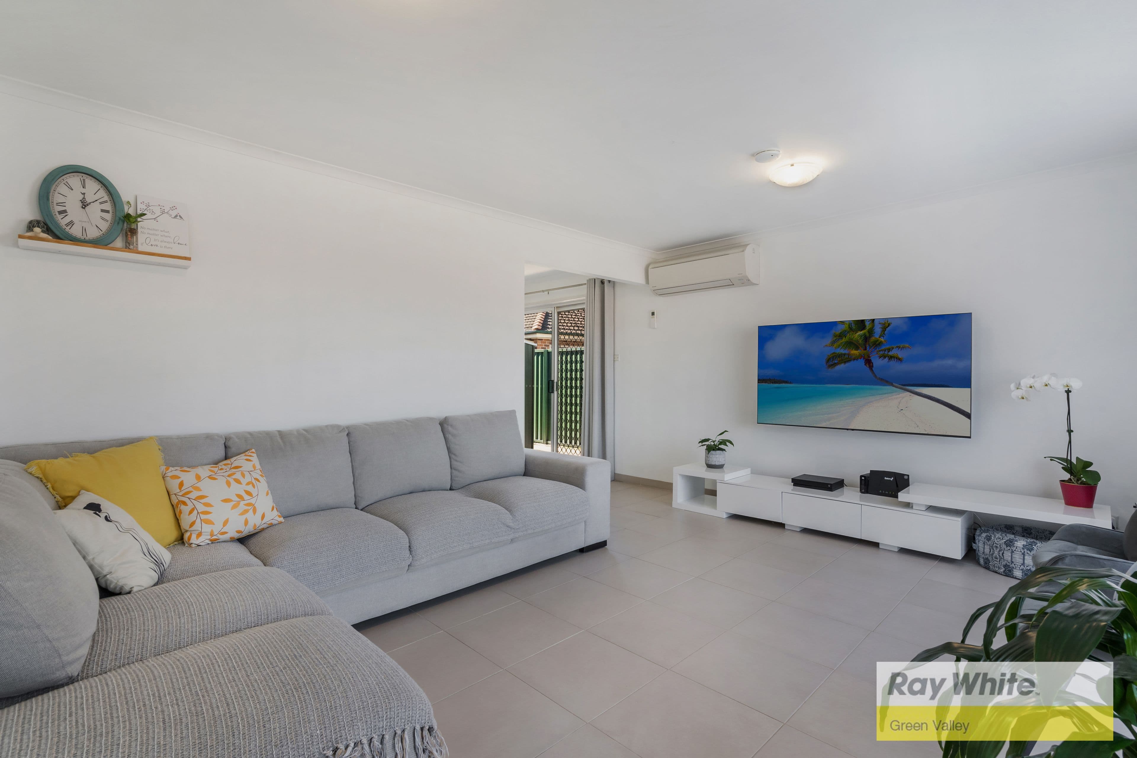6 Hawk Close, Green Valley NSW 2168, Green Valley - Thumbnail 3