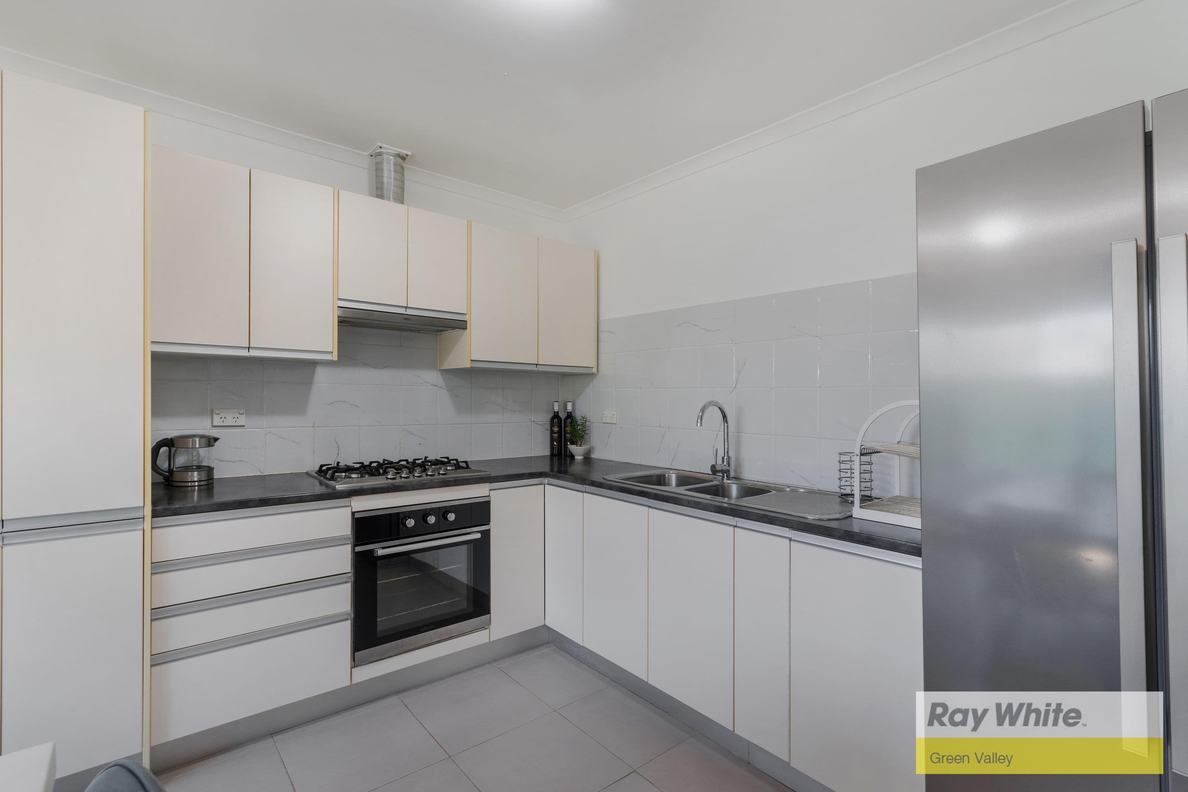 6 Hawk Close, Green Valley NSW 2168, Green Valley - Thumbnail 6