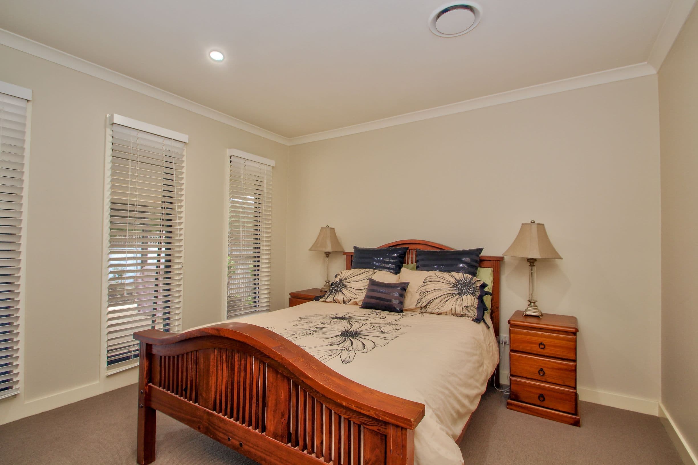 10 Manse Road, Cobram VIC 3644, Cobram - Thumbnail 5