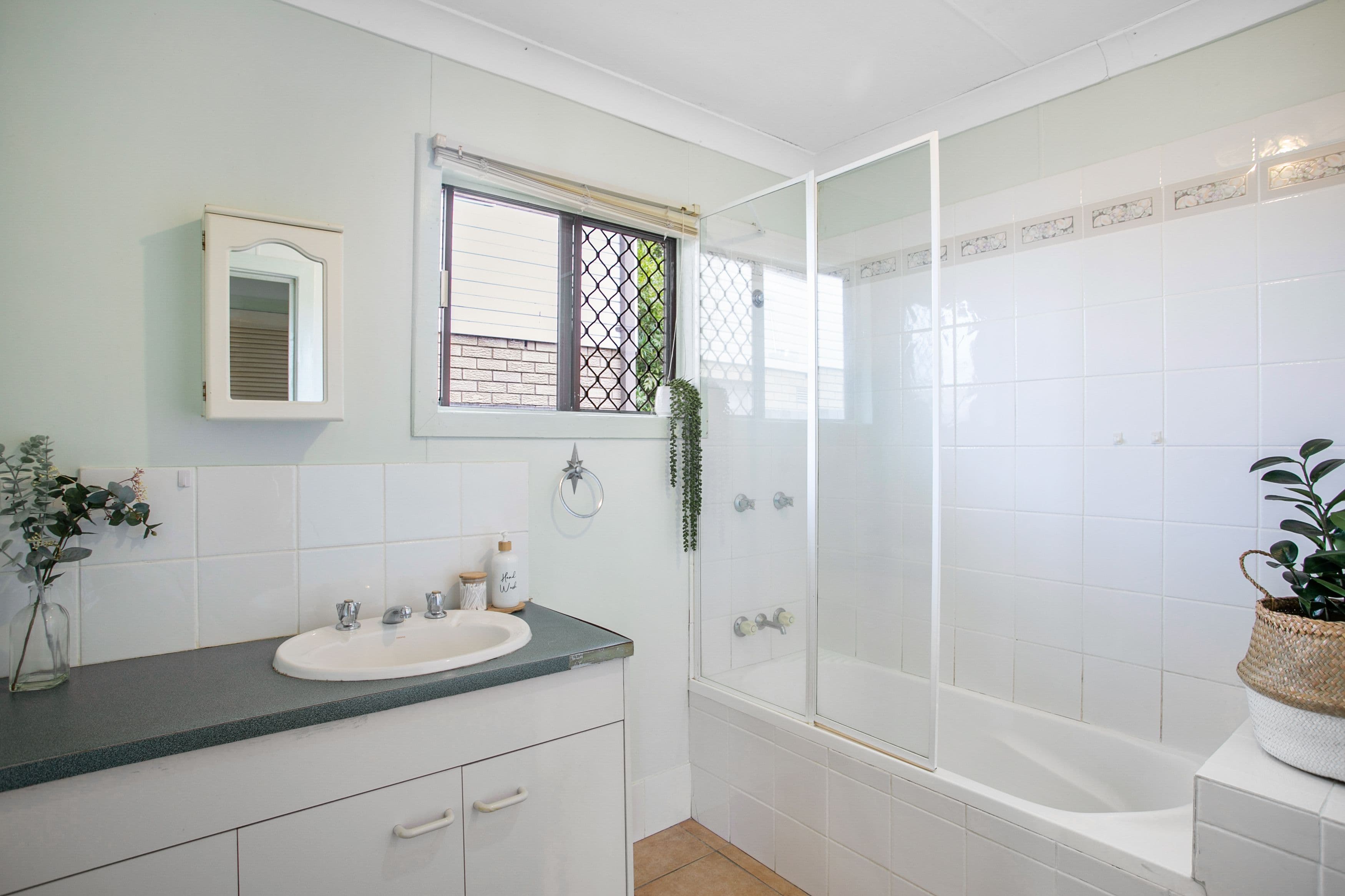19 King Street, Deception Bay QLD 4508, Deception Bay - Thumbnail 2