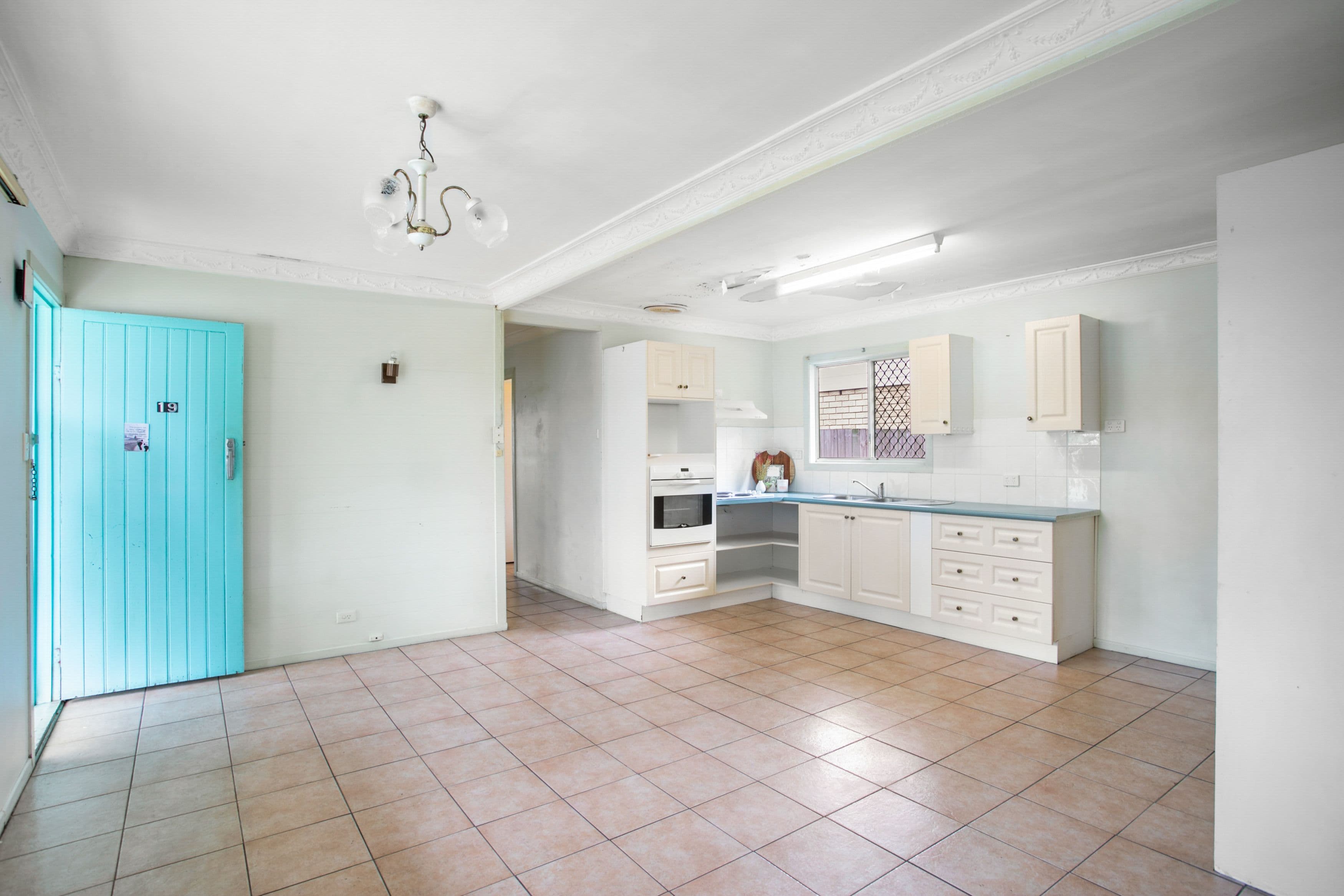 19 King Street, Deception Bay QLD 4508, Deception Bay - Thumbnail 3
