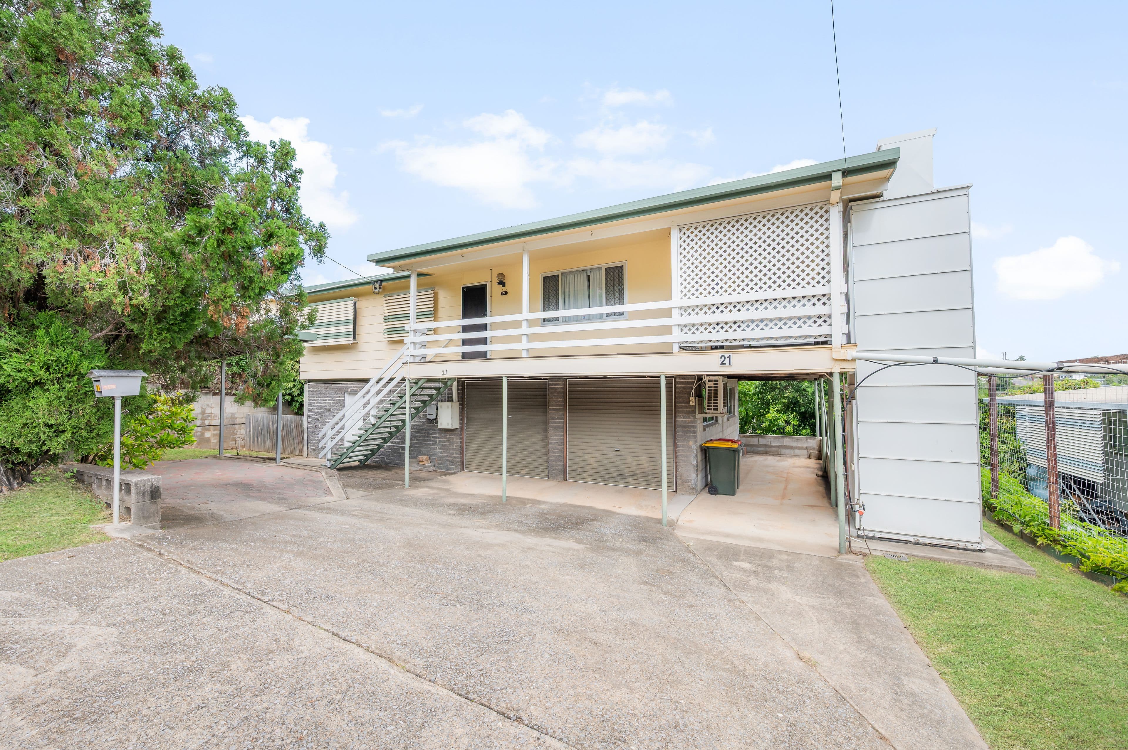 21 Hunter Street, West Gladstone QLD 4680, West Gladstone - Thumbnail 2